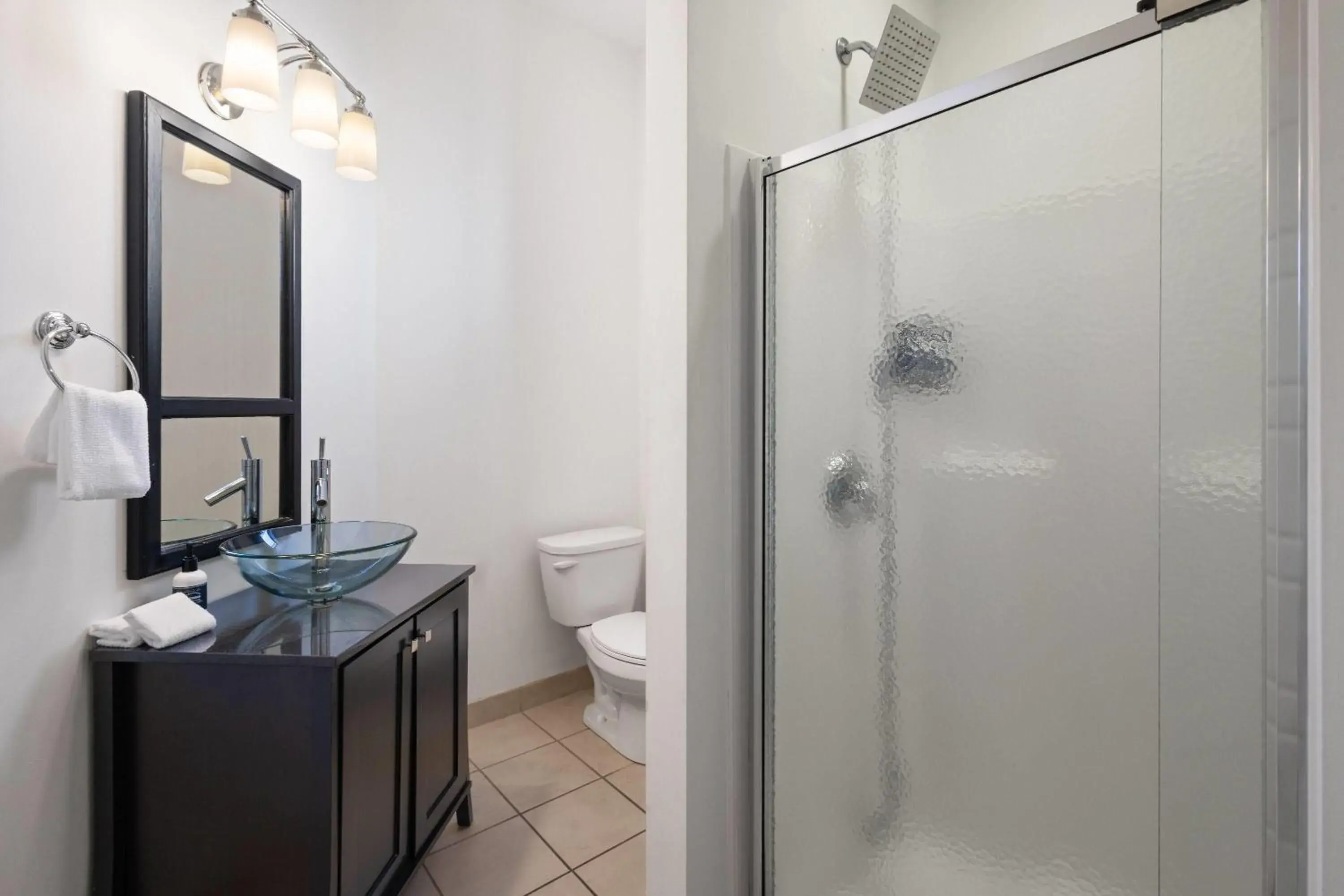 Deluxe King Room - Non-Smoking in Hotel Brexton, Trademark Collection by Wyndham Deluxe King Room - Non-Smoking in Hotel Brexton, Trademark Collection by Wyndham