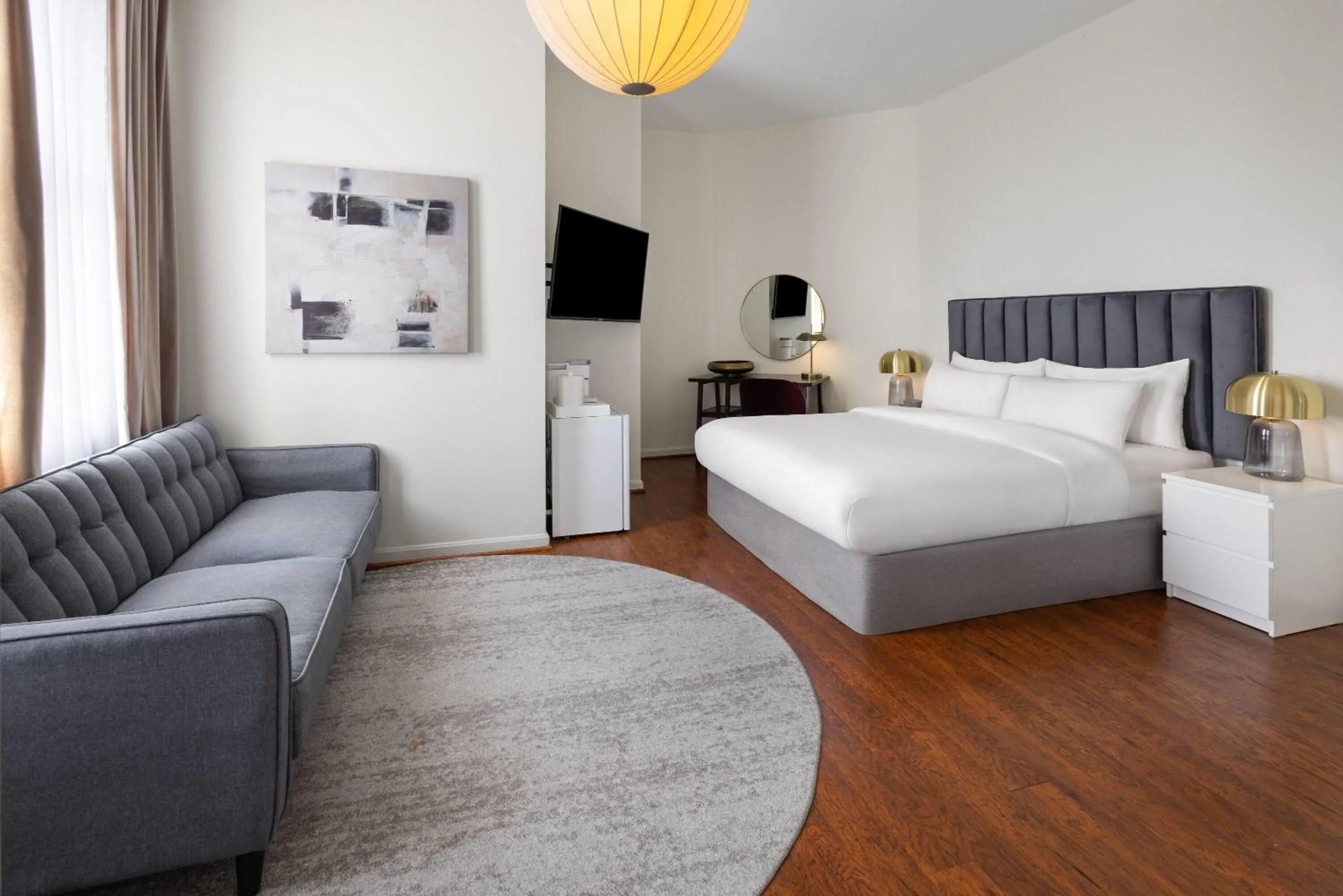 Photo of the whole room, Bed in Hotel Brexton, Trademark Collection by Wyndham