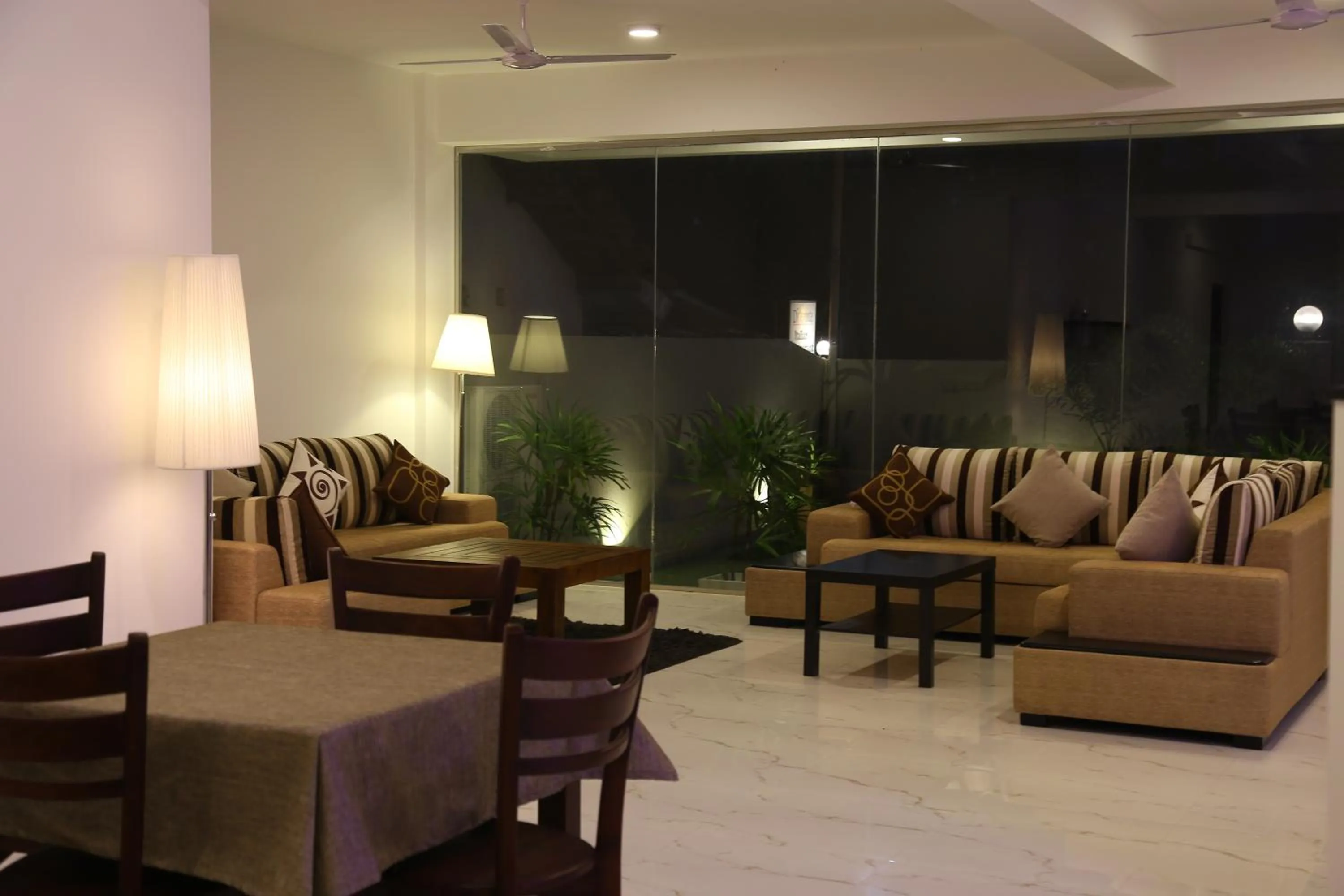 Night in Hikka Regent Hotel