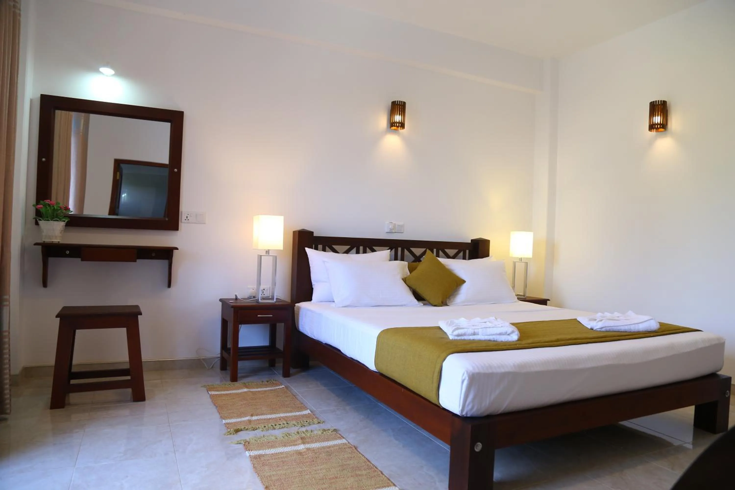 Bedroom, Bed in Hikka Regent Hotel