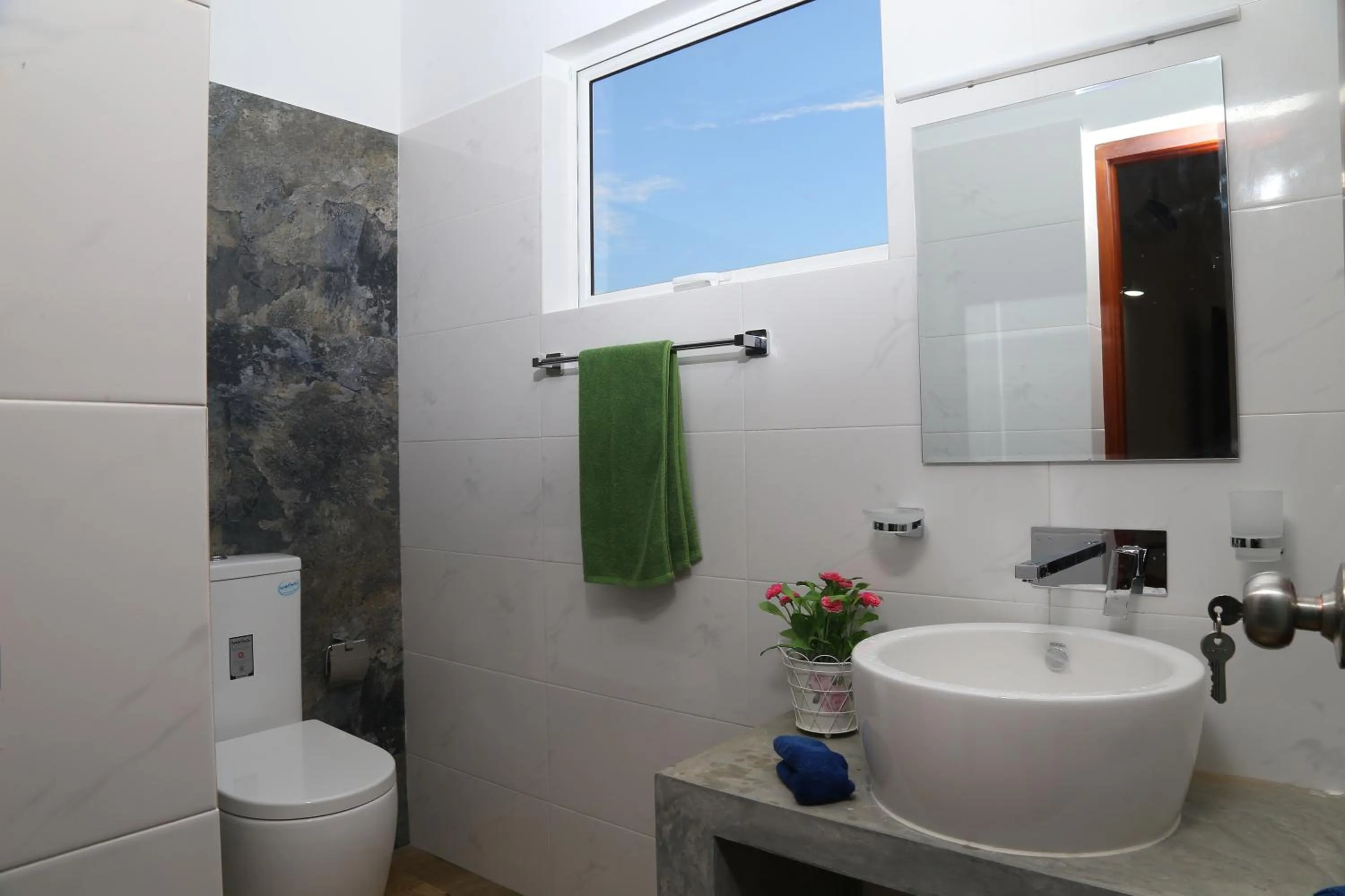 Bathroom in Hikka Regent Hotel