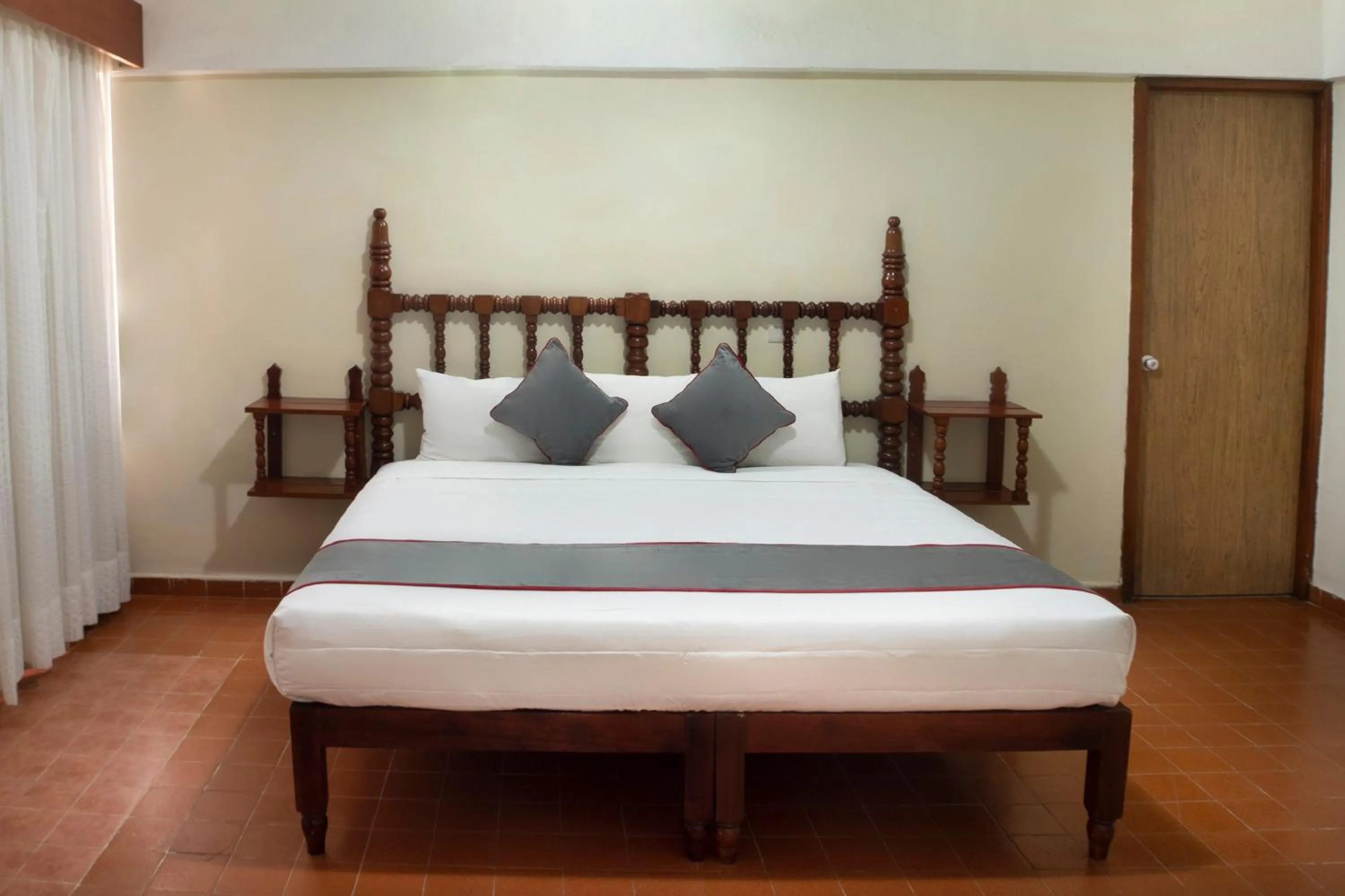 Bedroom, Bed in Collection O Hotel Mocambo, Boca del Río