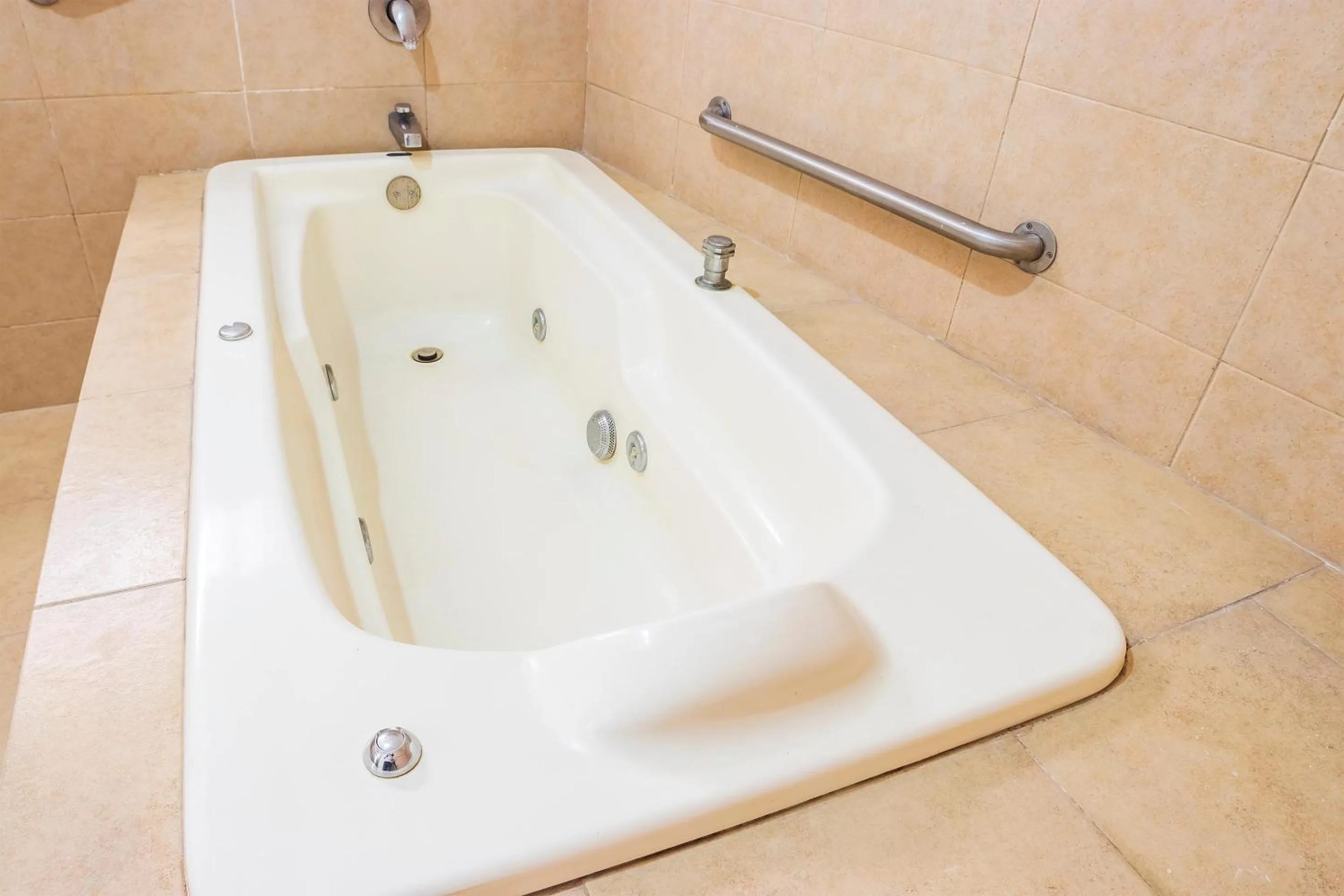 Bathroom in Collection O Hotel Mocambo, Boca del Río