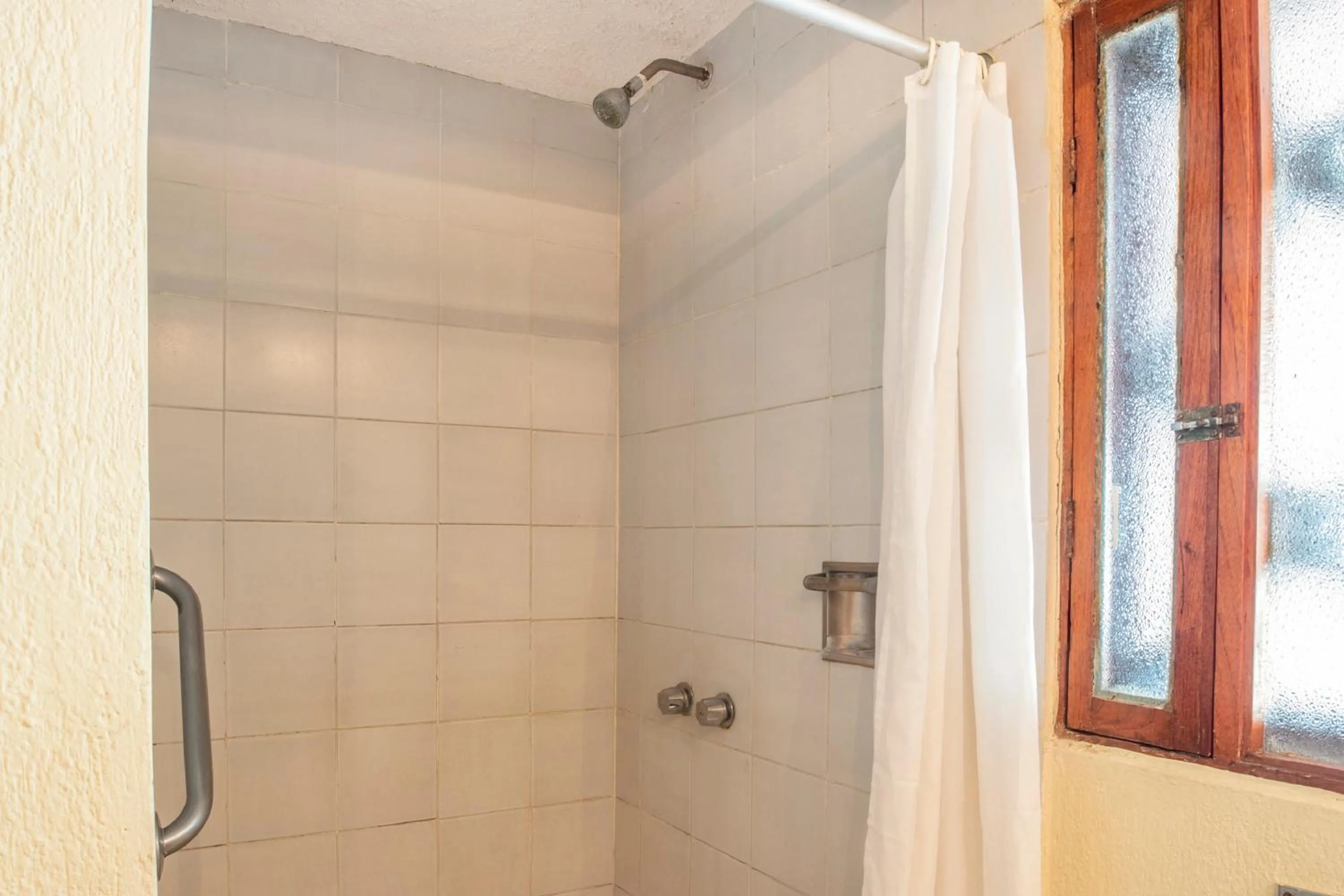 Bathroom in Collection O Hotel Mocambo, Boca del Río