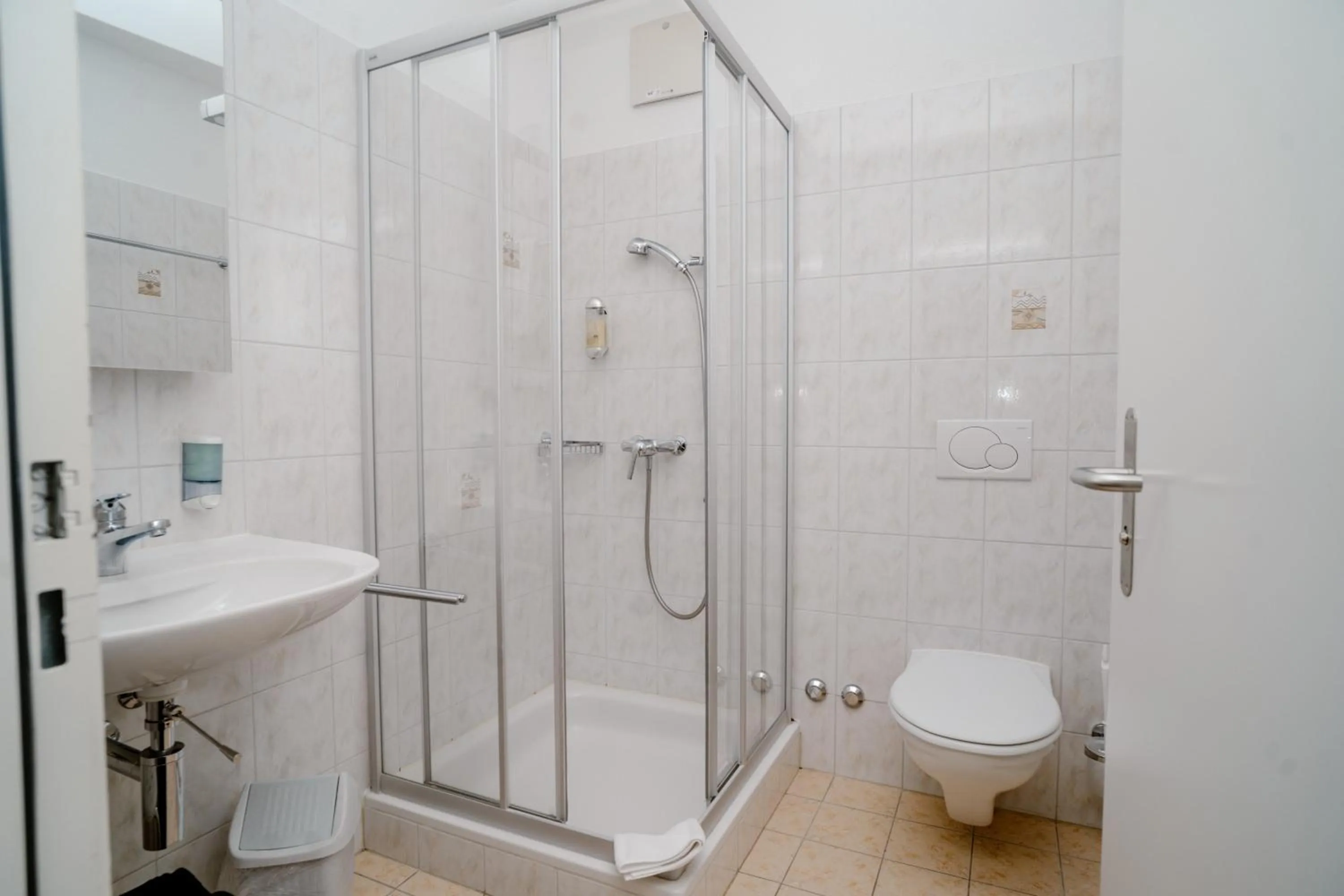 Shower in Parkhotel Emmaus - Casa del Sole