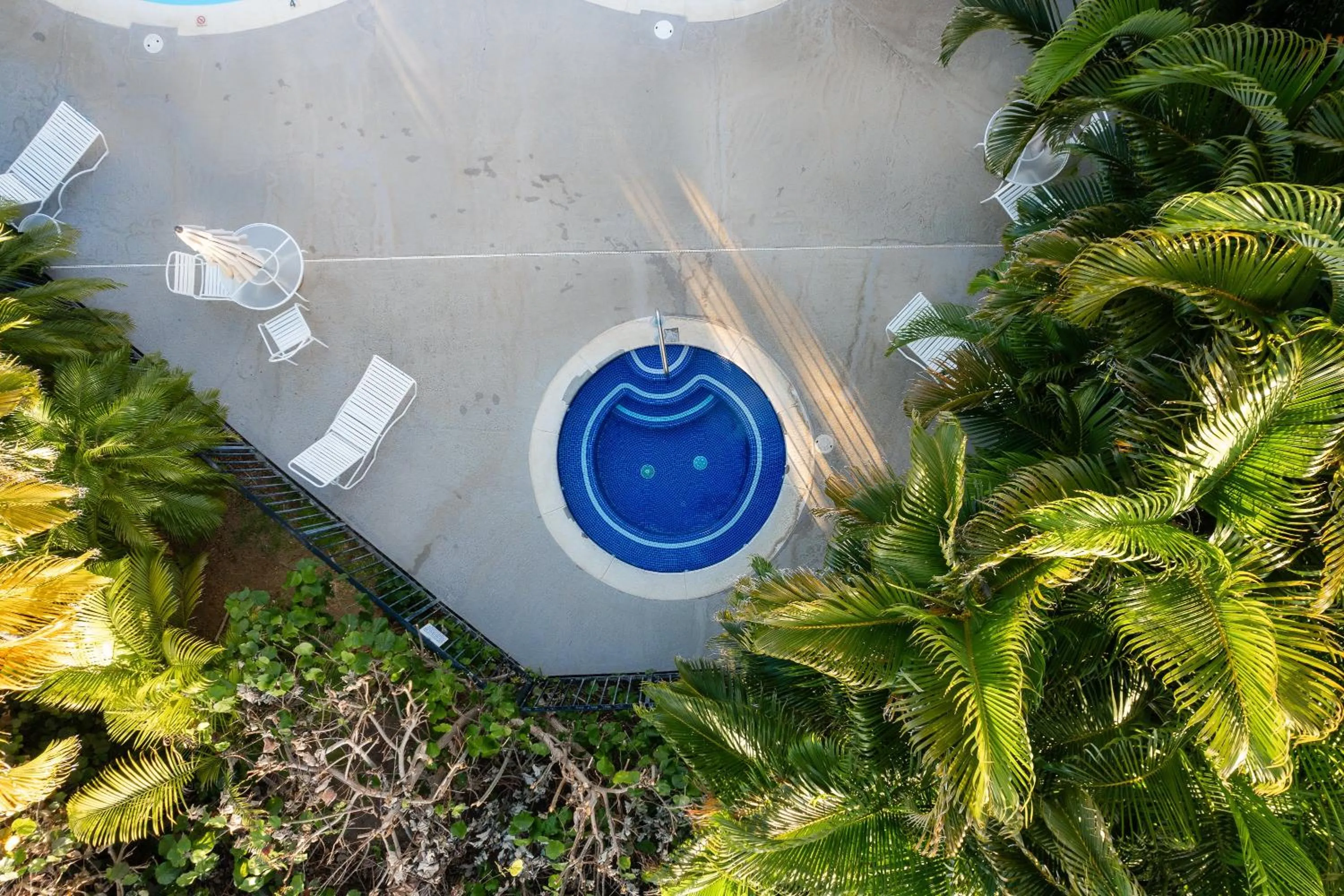 Bird's eye view in Plantation Hale Suites