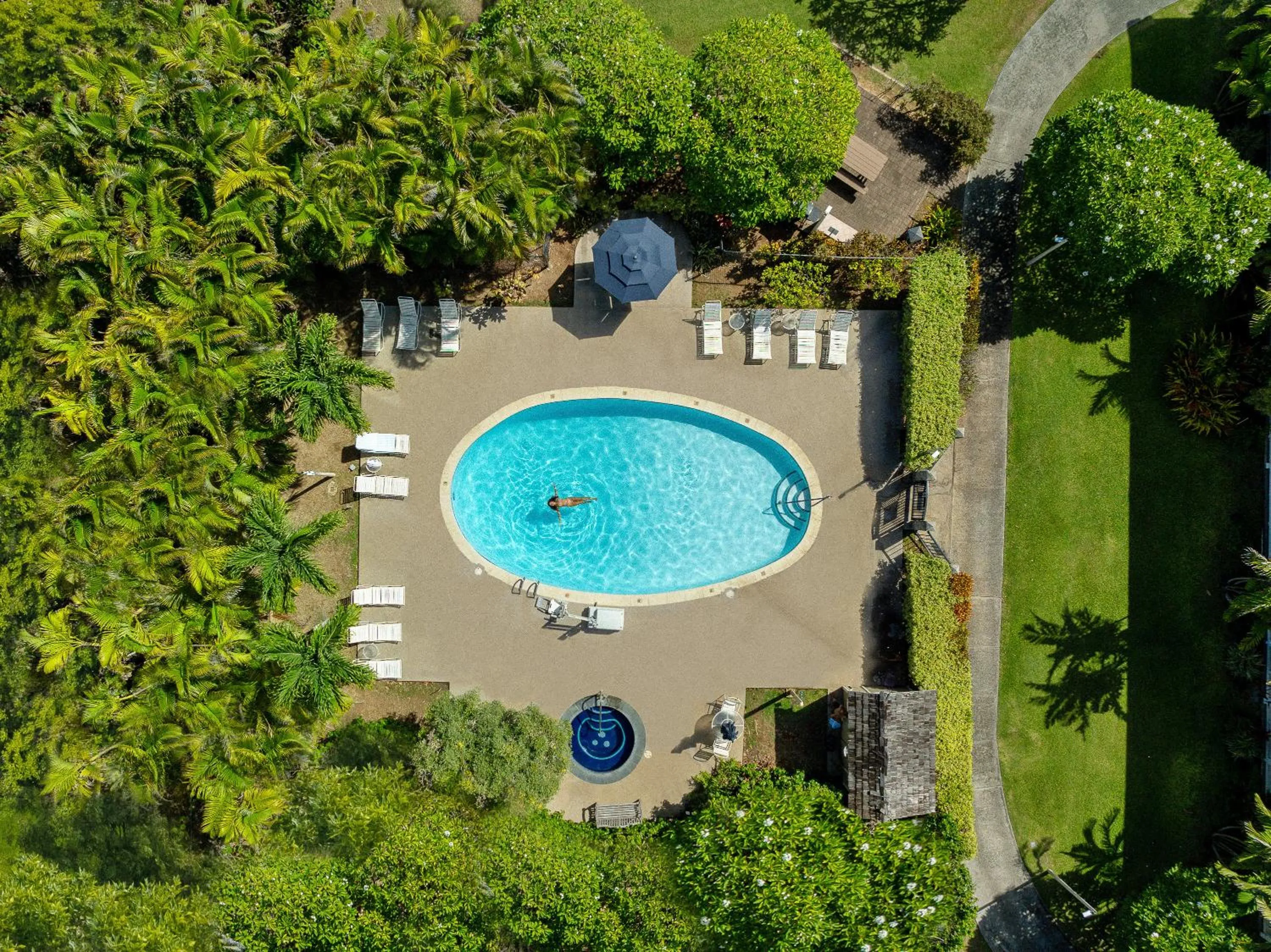 Bird's eye view in Plantation Hale Suites