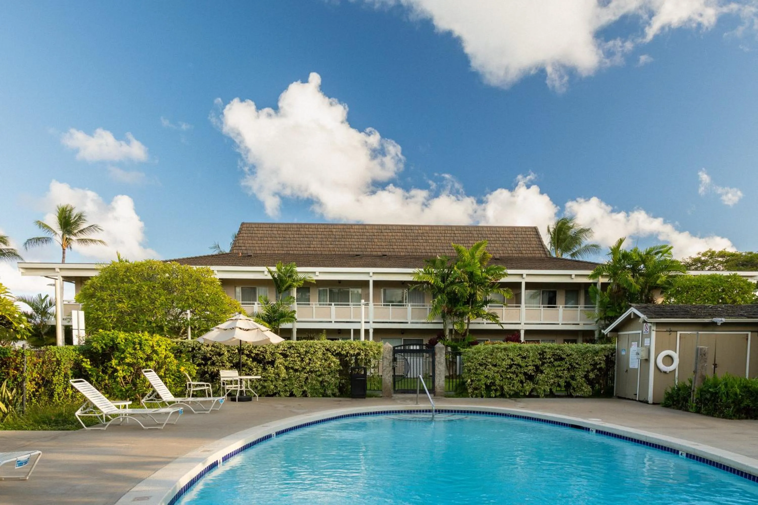 Property building in Plantation Hale Suites