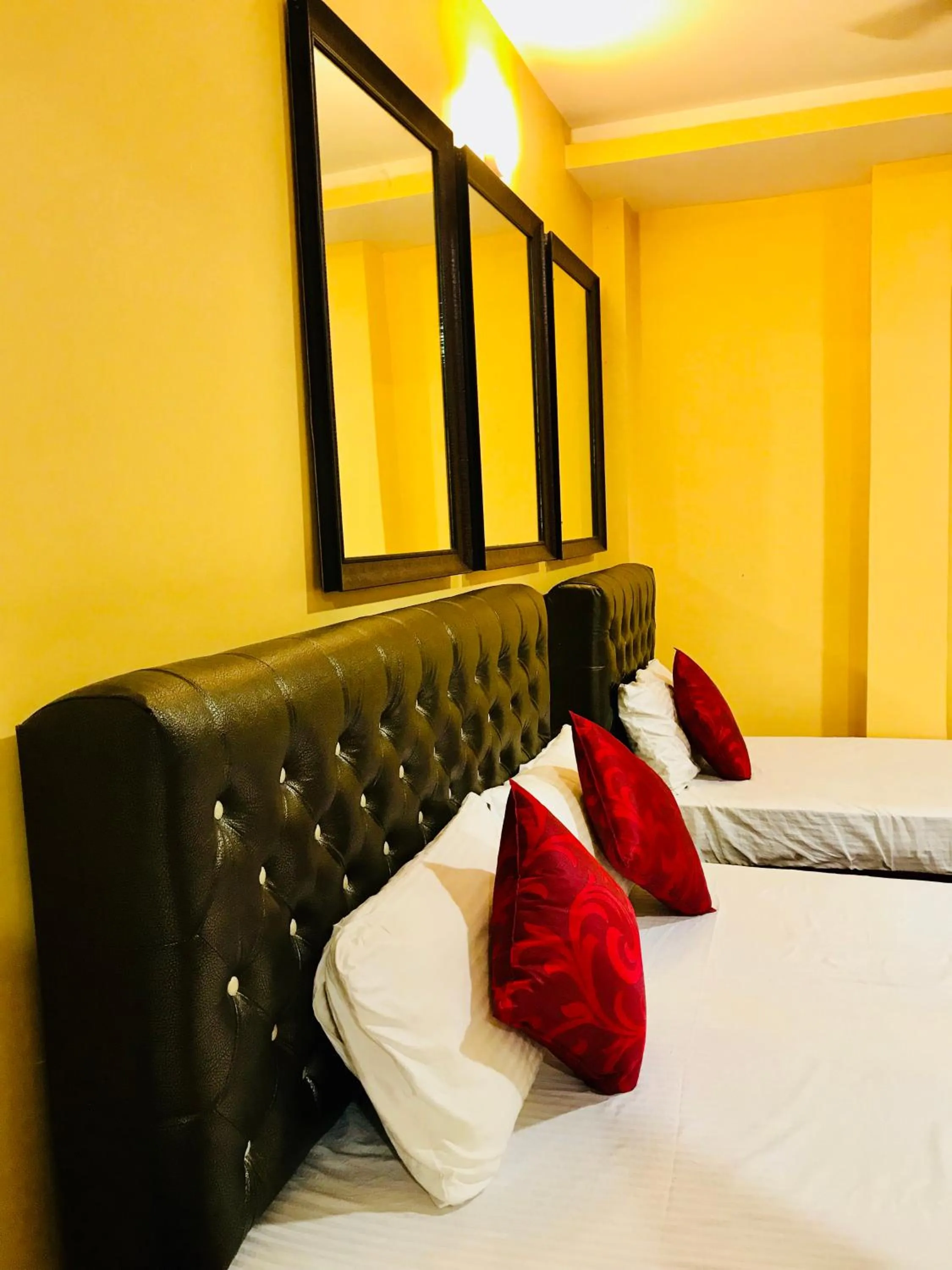 Bed in Royal Palace Marina