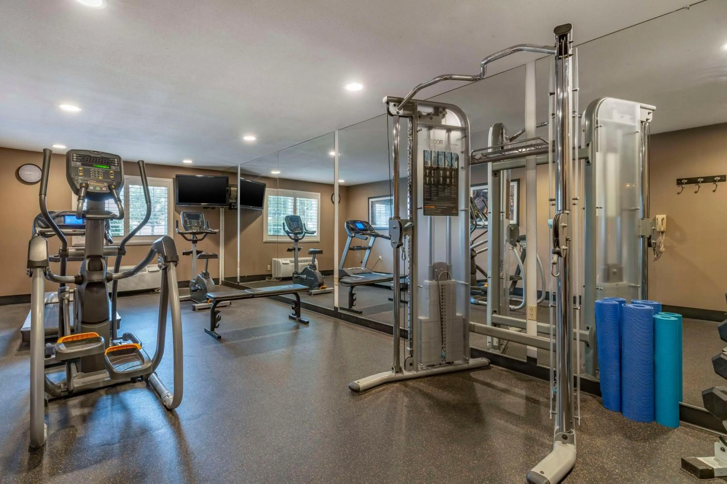 Fitness centre/facilities in Best Western Plus Vineyard Inn
