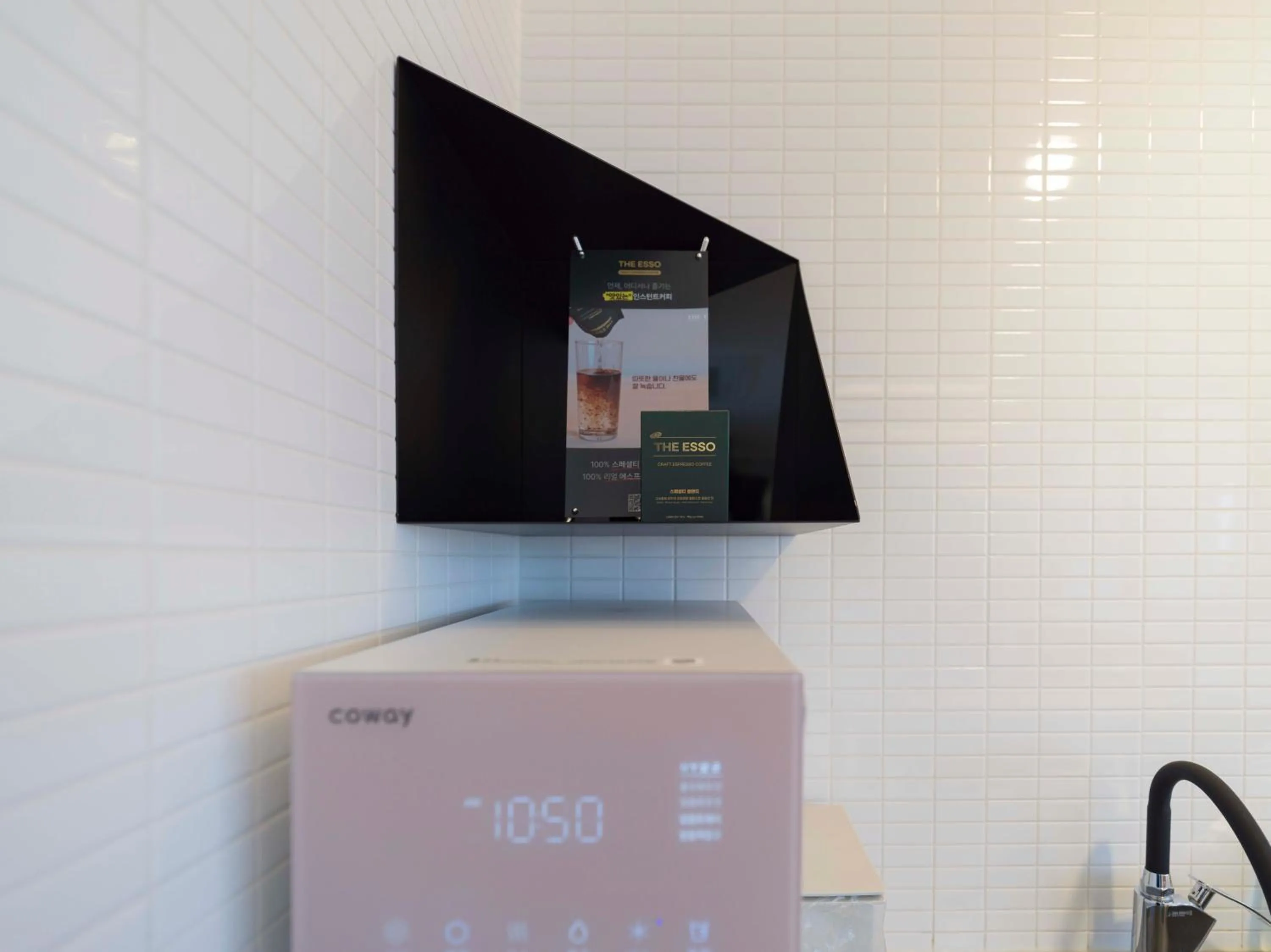 Kitchen or kitchenette in Boutique Pool Villa NAMIB