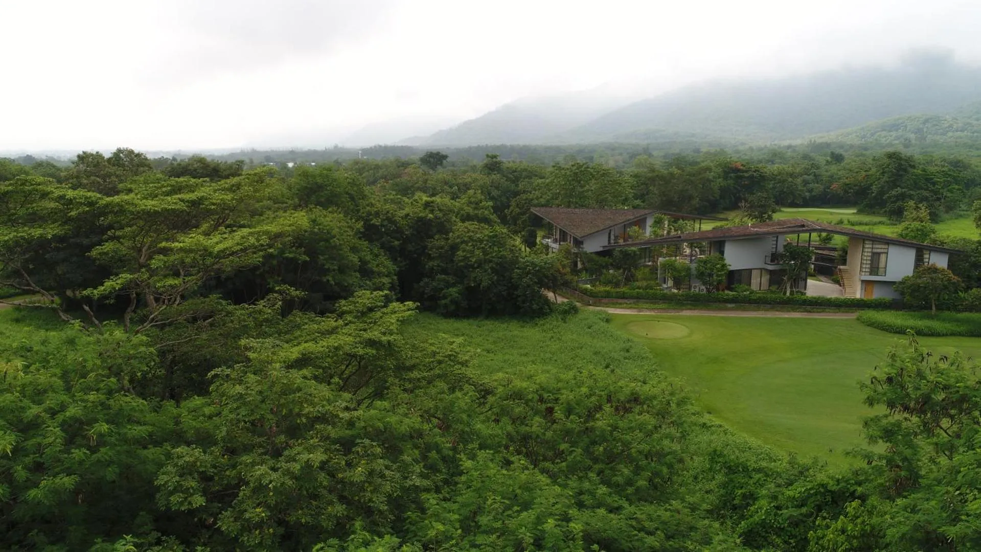 Neighbourhood in Gliding Villa in Khao Yai