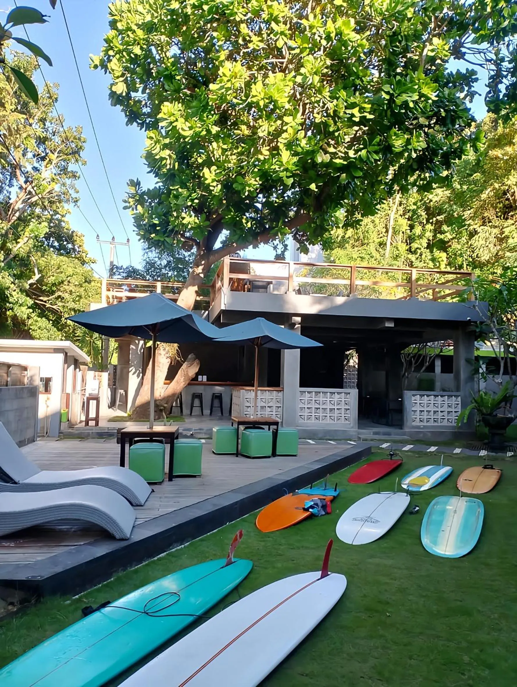 Restaurant/places to eat in JavaCove Beach Hotel