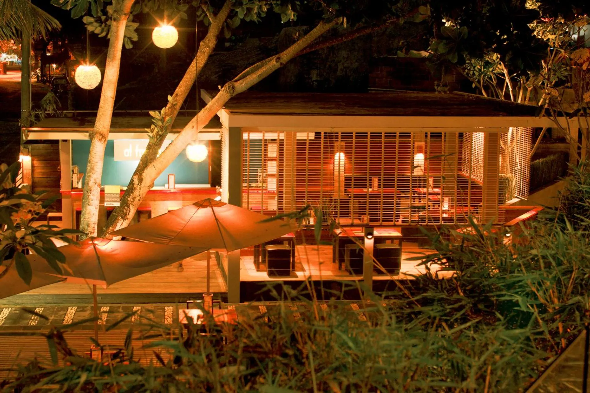 Restaurant/places to eat in JavaCove Beach Hotel