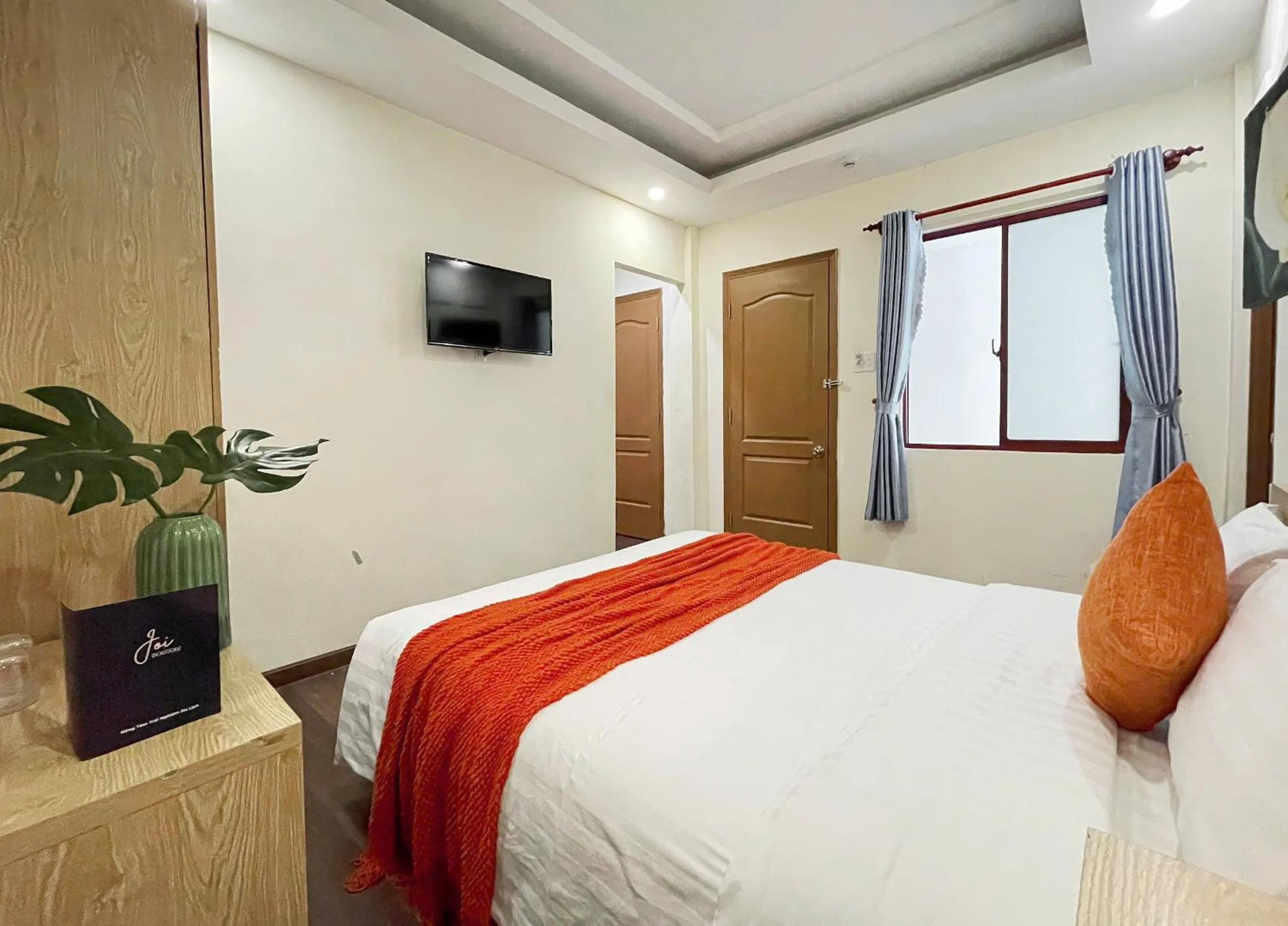 Bed in Joi Boutique Bãi Trước