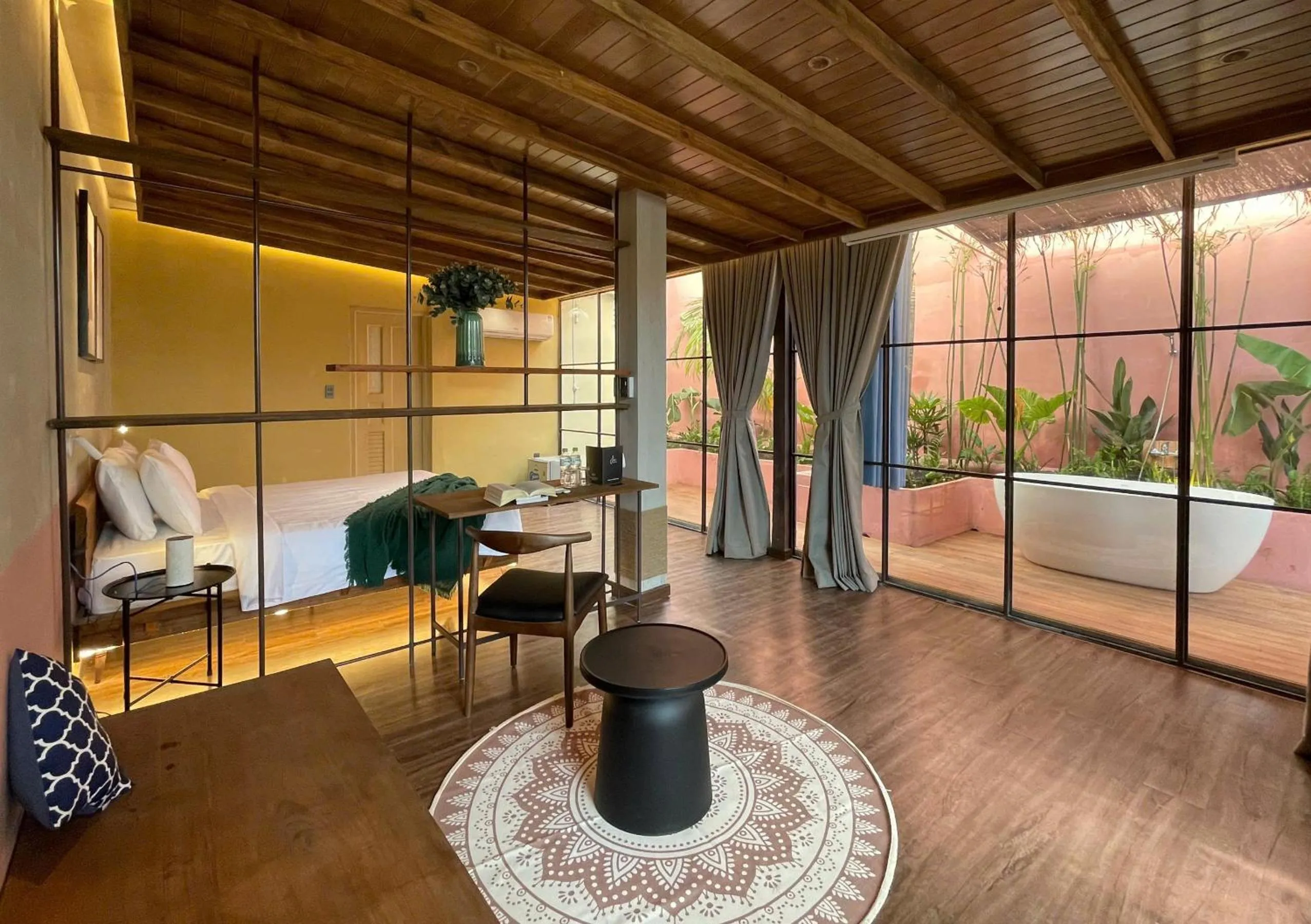 Bedroom in Joi Boutique Bãi Trước