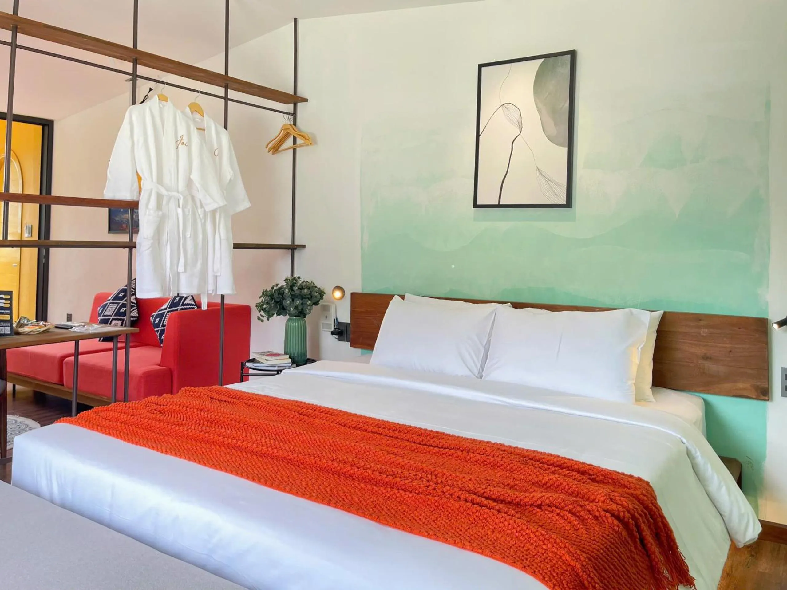 Bed in Joi Boutique Bãi Trước