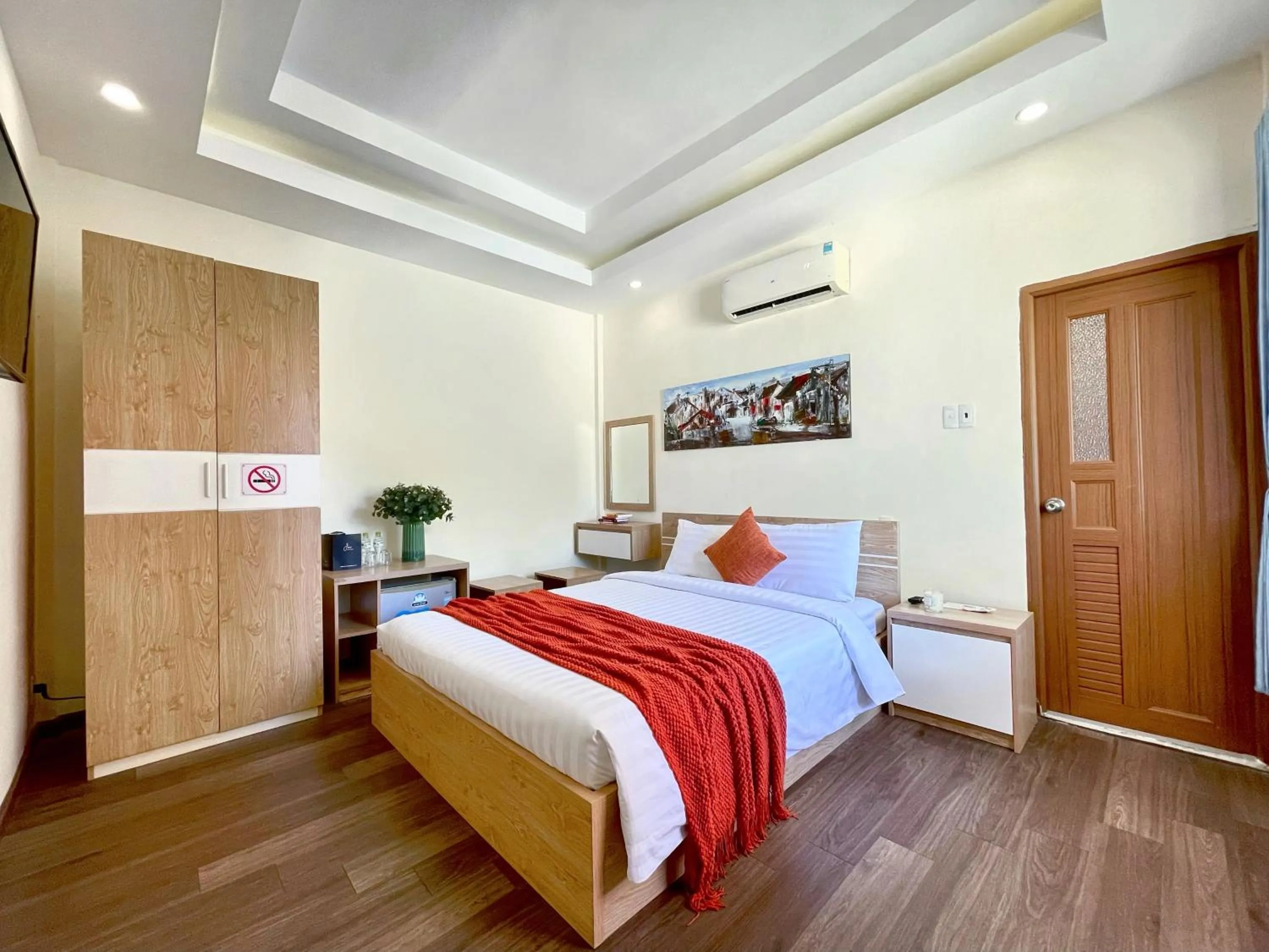 Photo of the whole room, Bed in Joi Boutique Bãi Trước