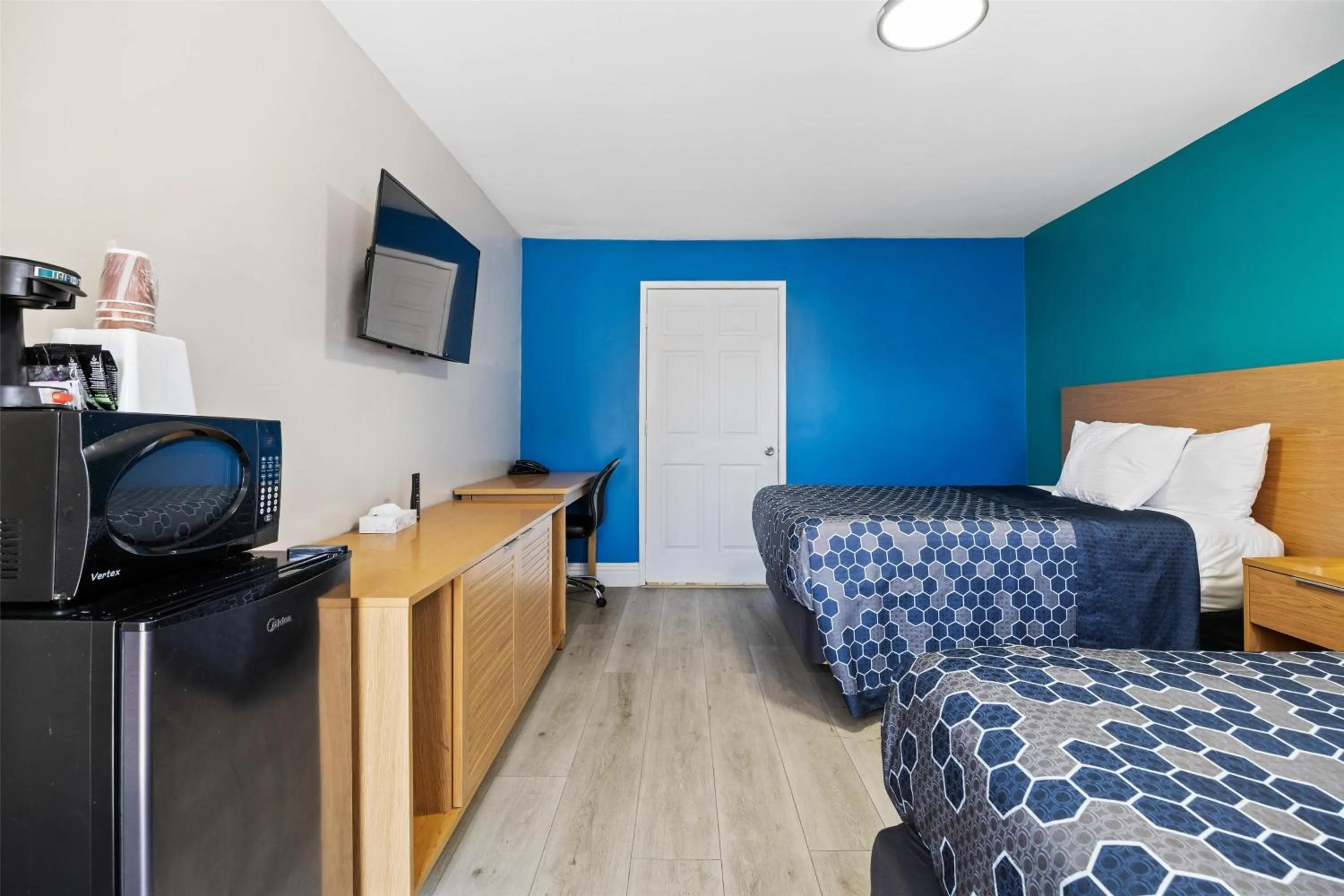 Bedroom, Bed in Signature Inn San Jose