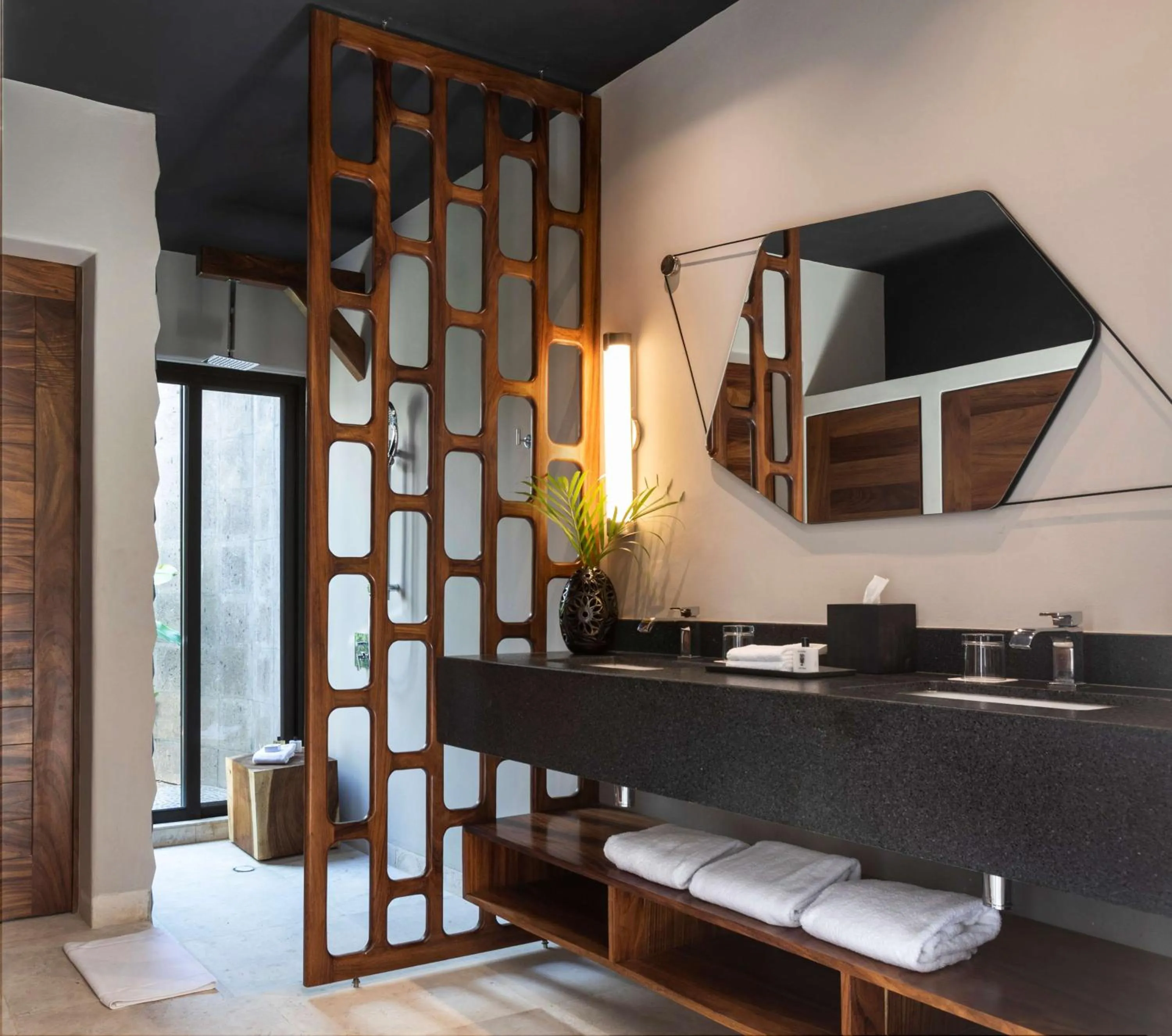 Photo of the whole room in Thompson Zihuatanejo, A Beach Resort, by Hyatt