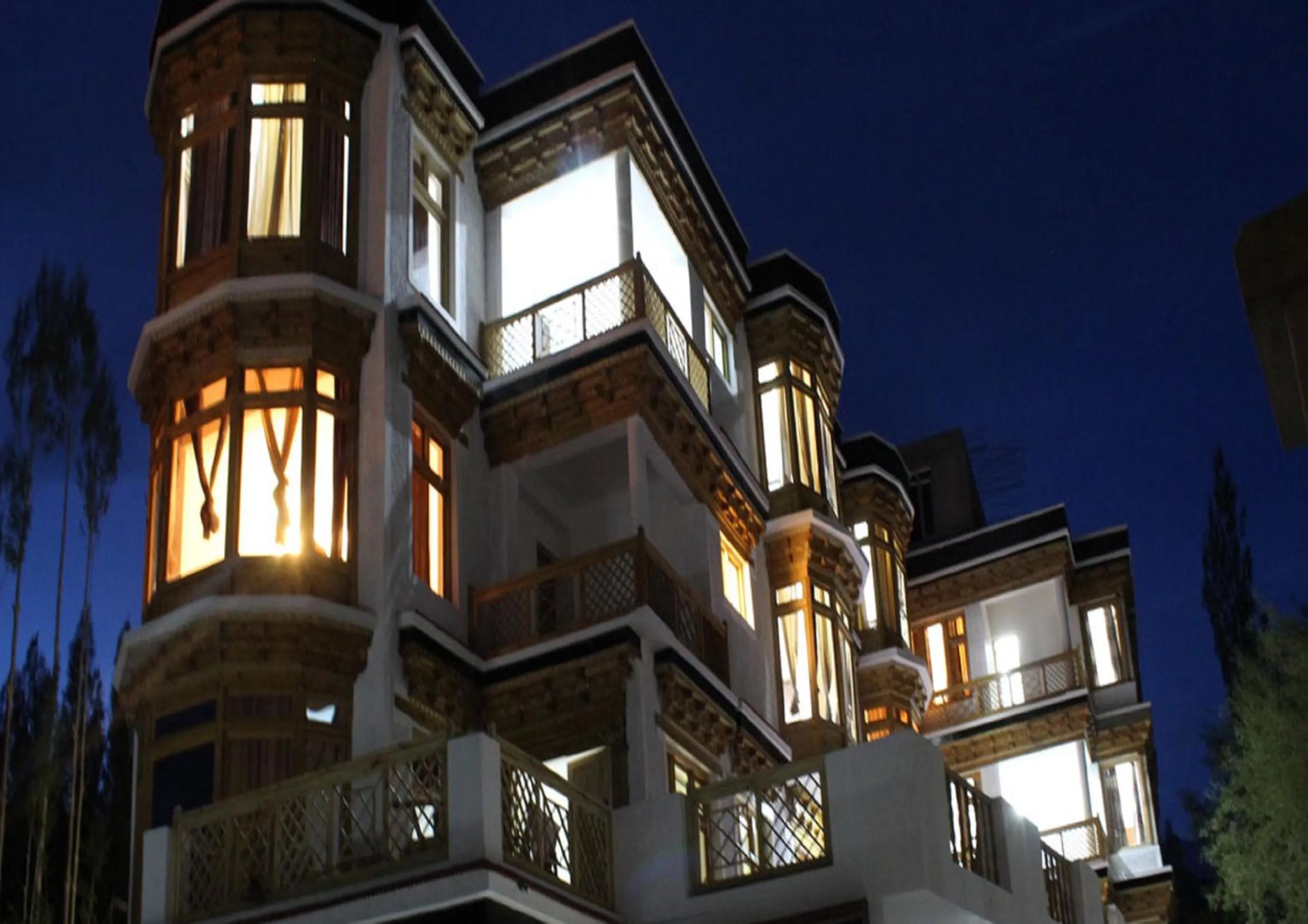 Property building in Himalayan Retreat-Karzoo