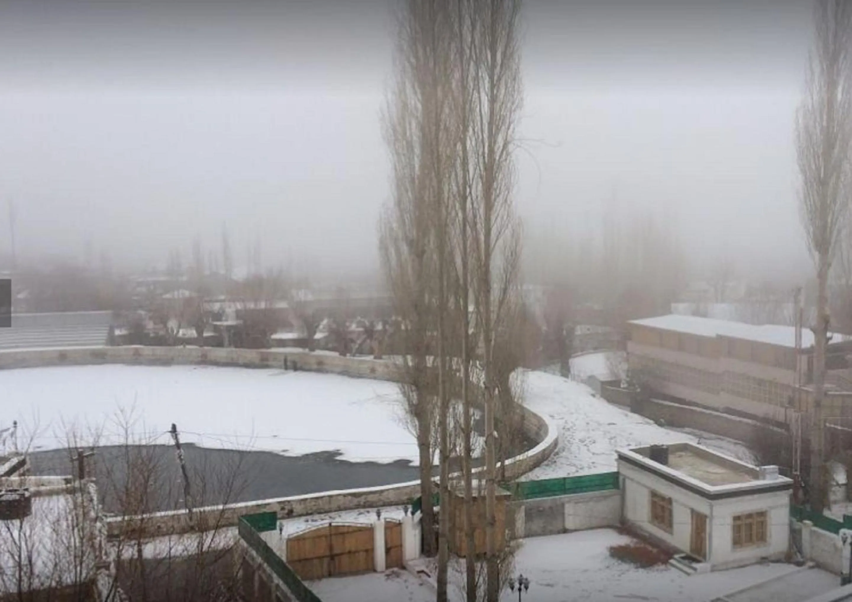 Neighbourhood in Himalayan Retreat-Karzoo