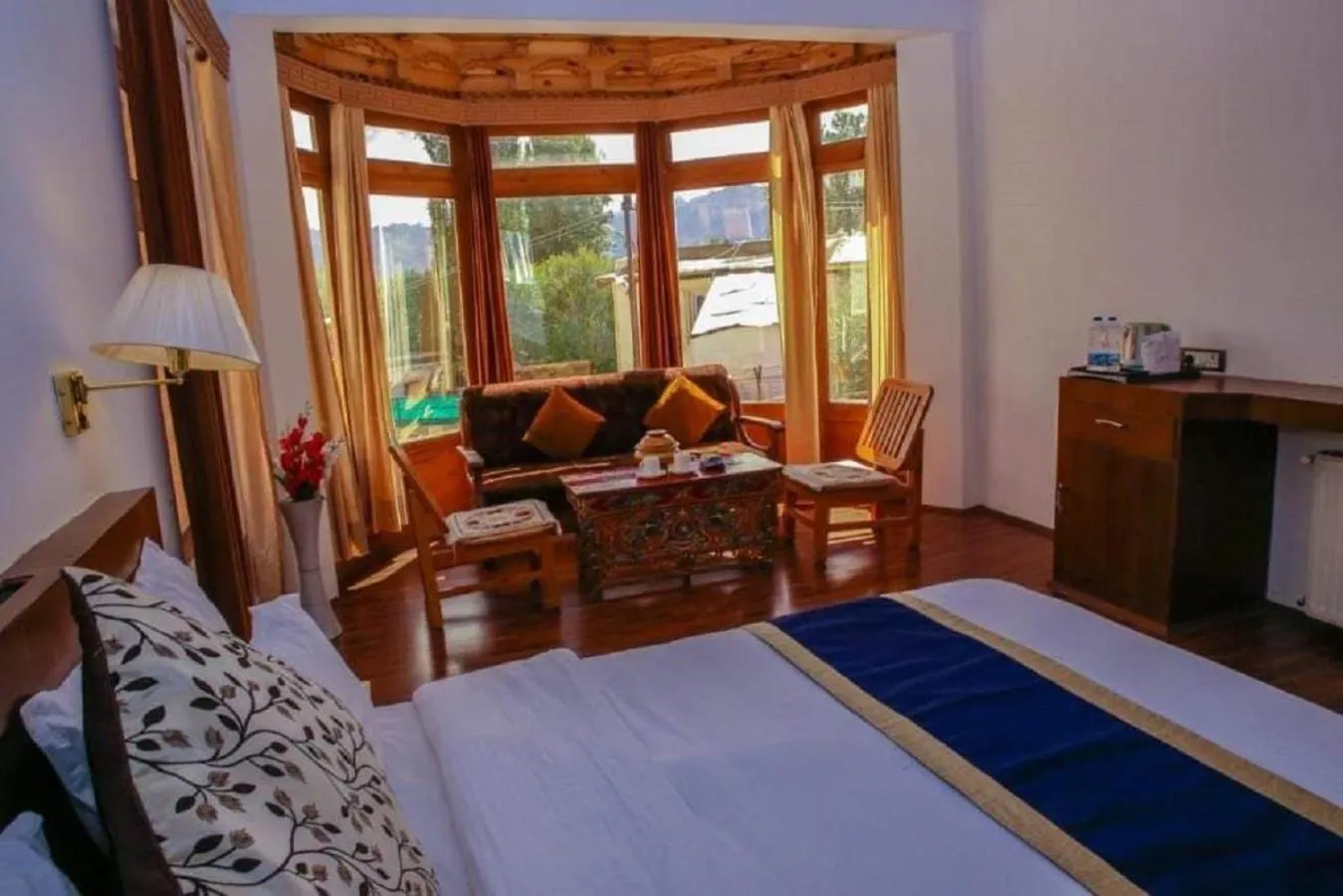 Bedroom, Bed in Himalayan Retreat-Karzoo