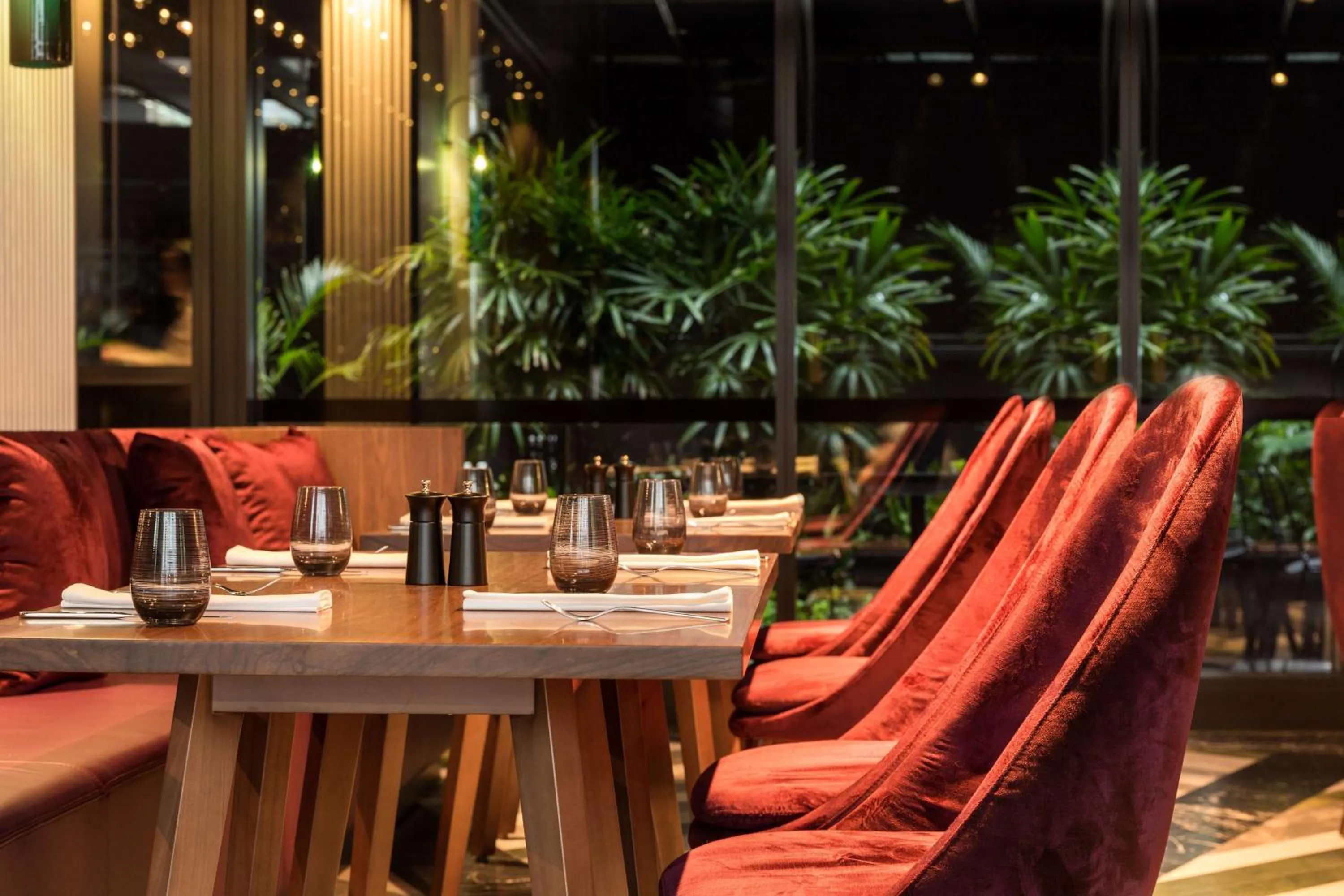 Restaurant/places to eat in West Hotel Sydney, Curio Collection by Hilton