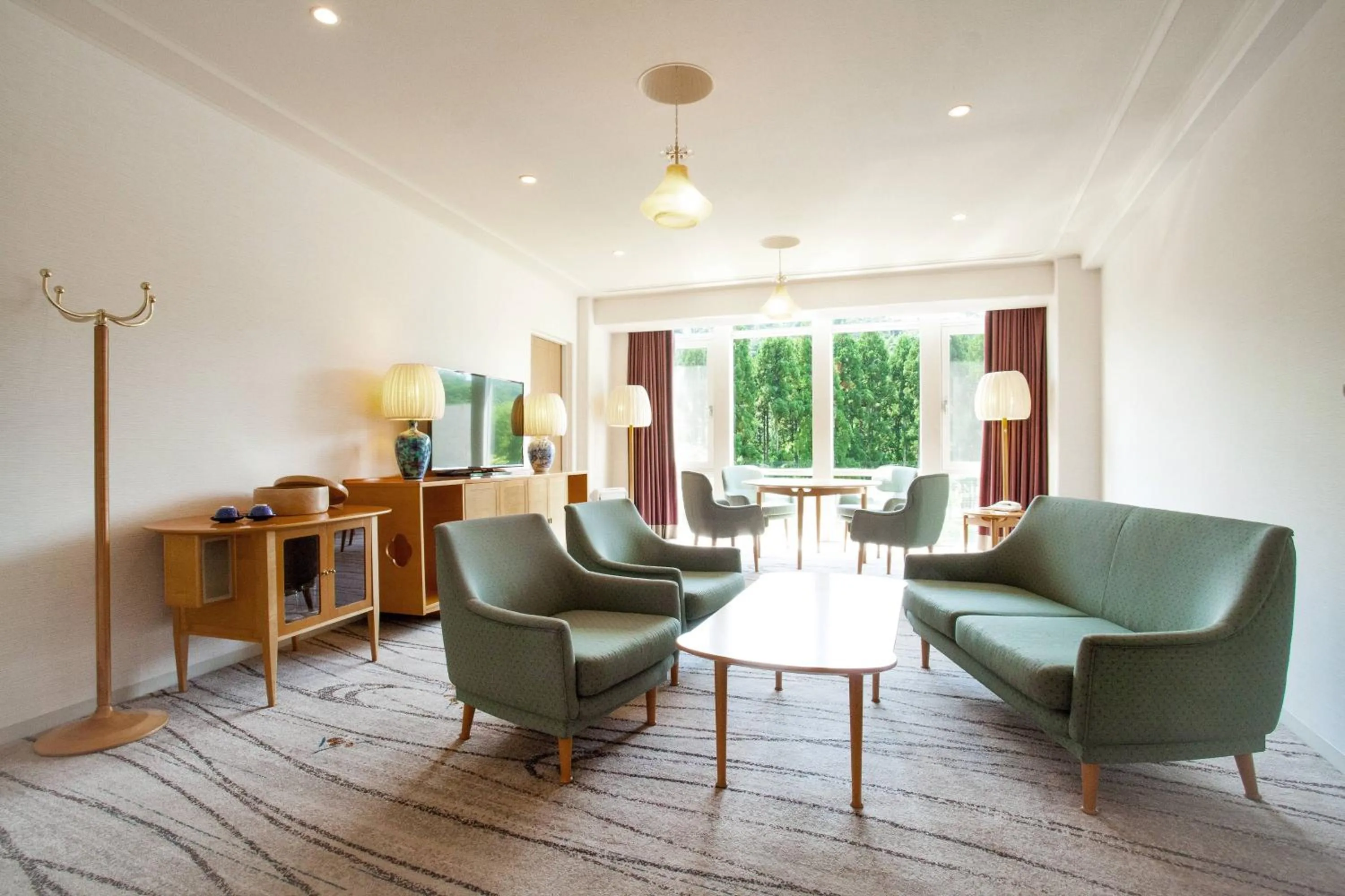 Living room in The Prince Kyoto Takaragaike, Autograph Collection