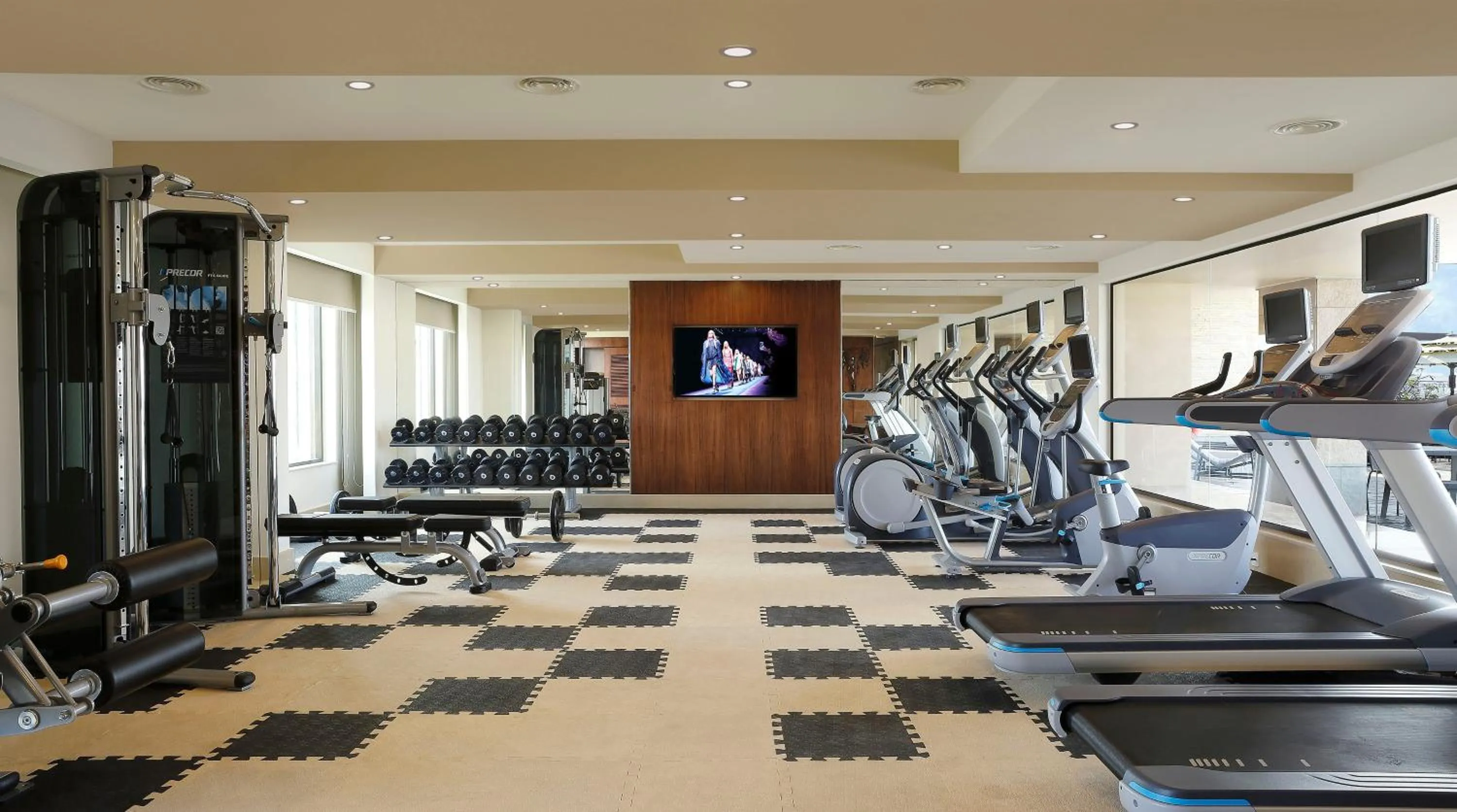 Fitness centre/facilities in Novotel Kochi Infopark