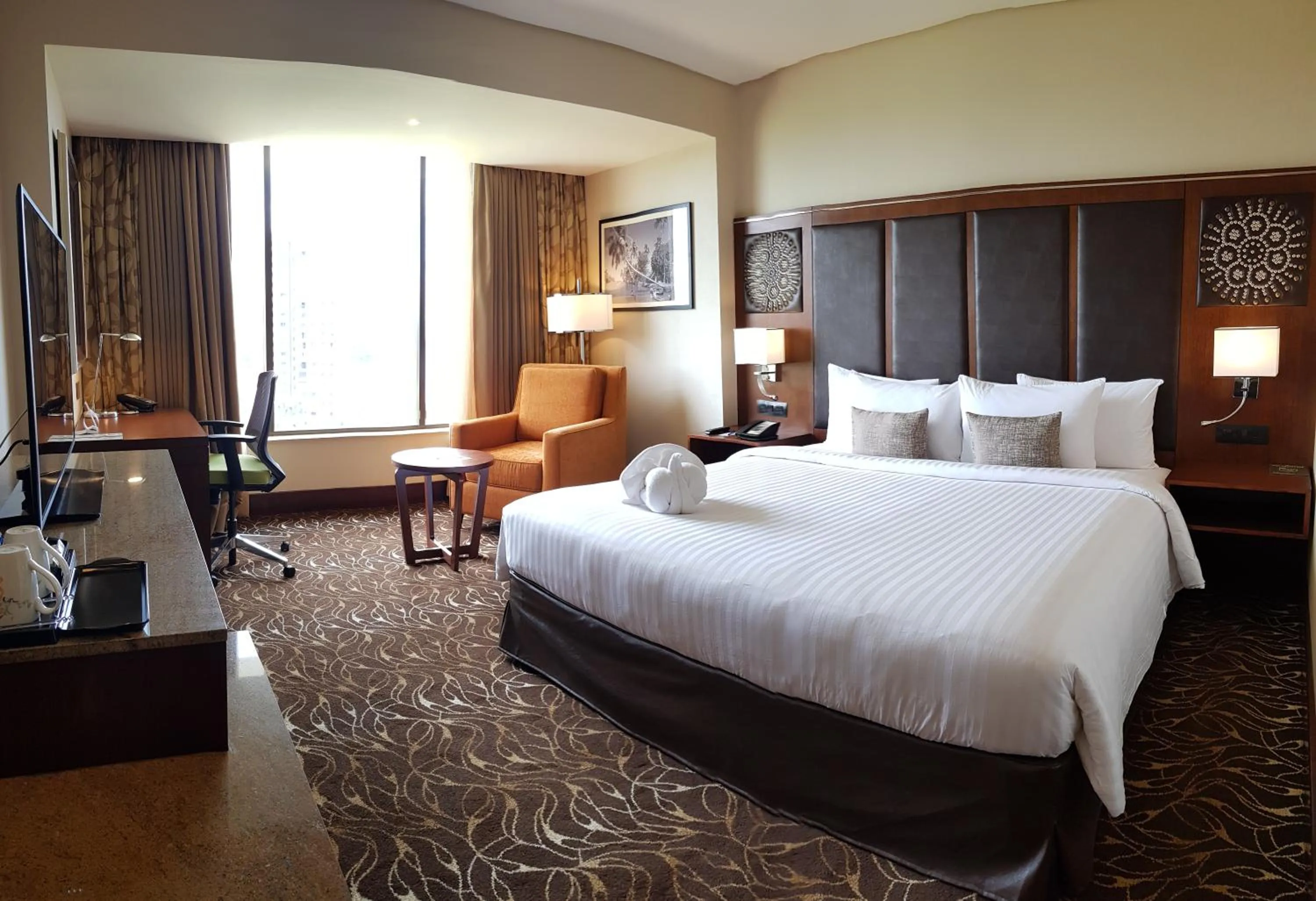 Bed in Novotel Kochi Infopark