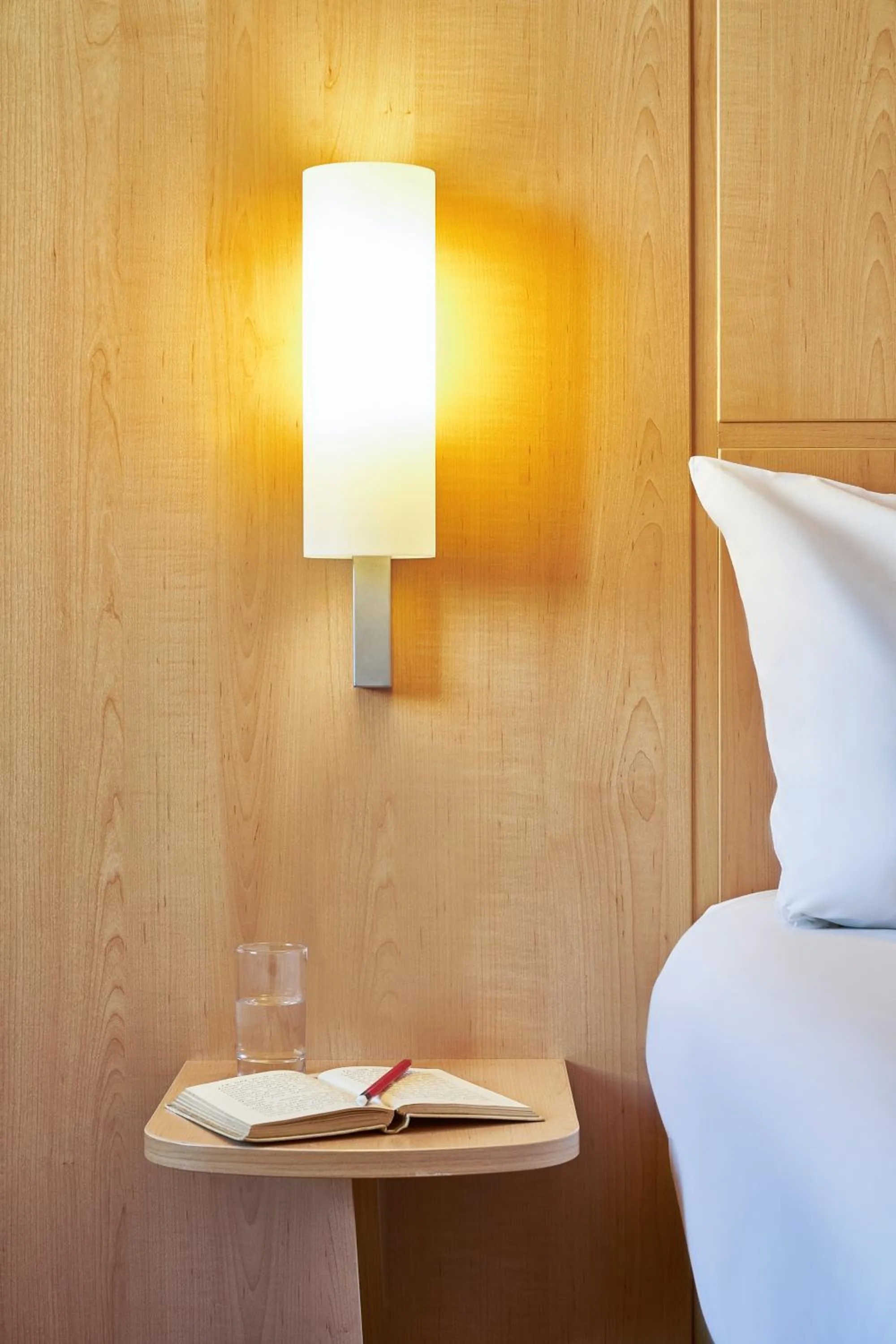 Decorative detail, Bed in Ibis Barcelona Centro (Sagrada Familia)