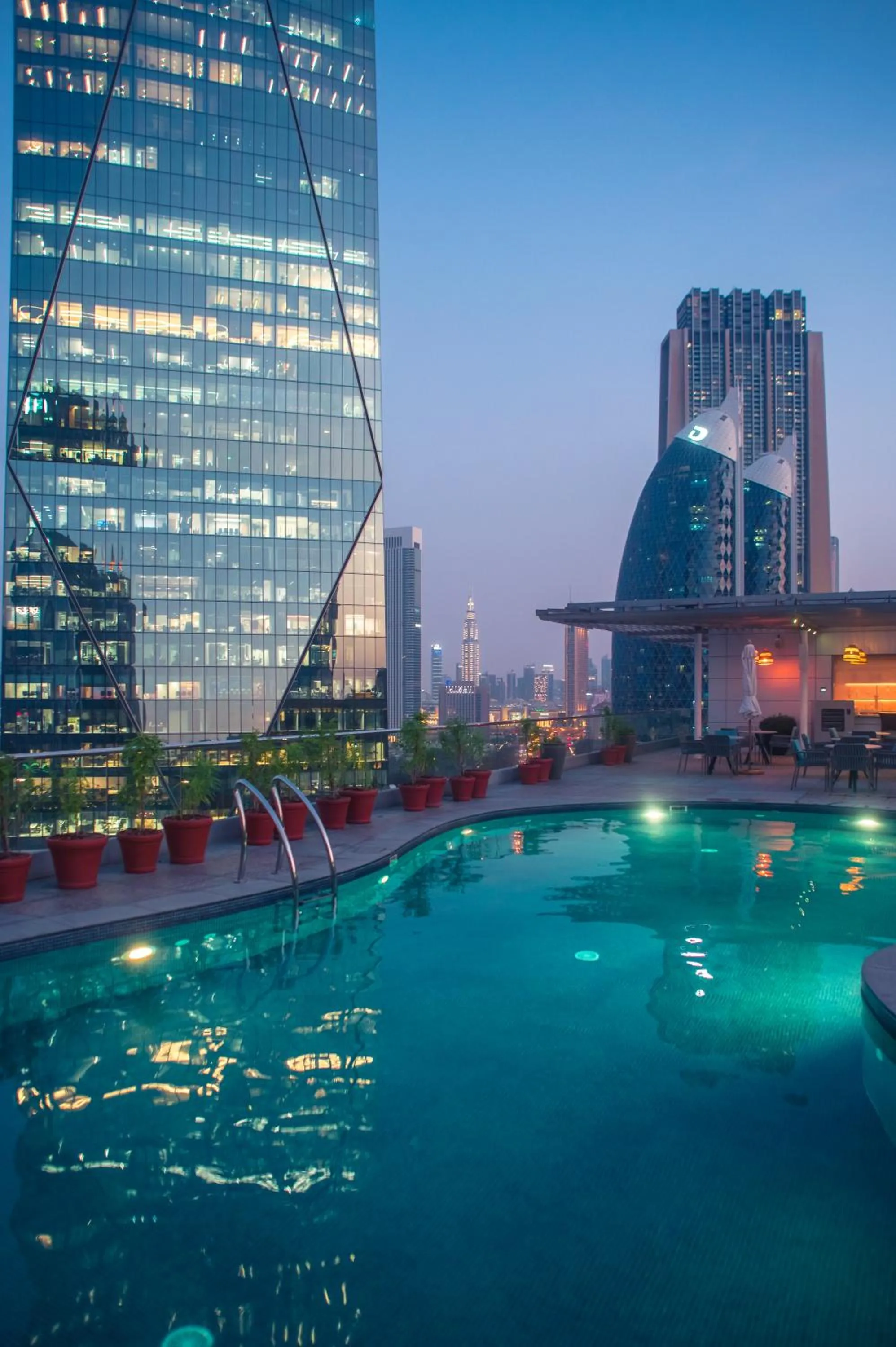 Swimming pool in The Ritz-Carlton, Dubai International Financial Centre