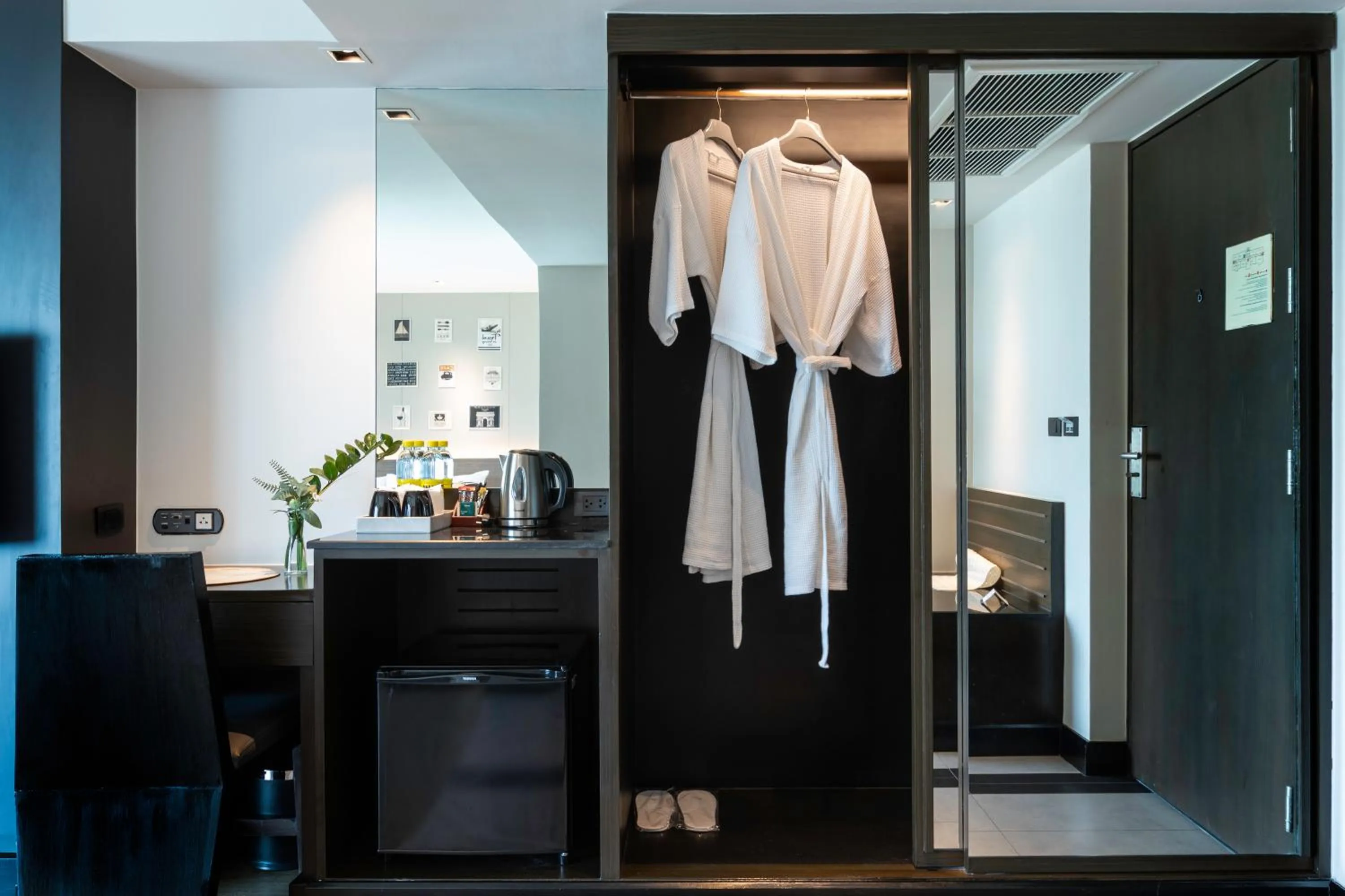 wardrobe in Golden Tulip Mandison Suites