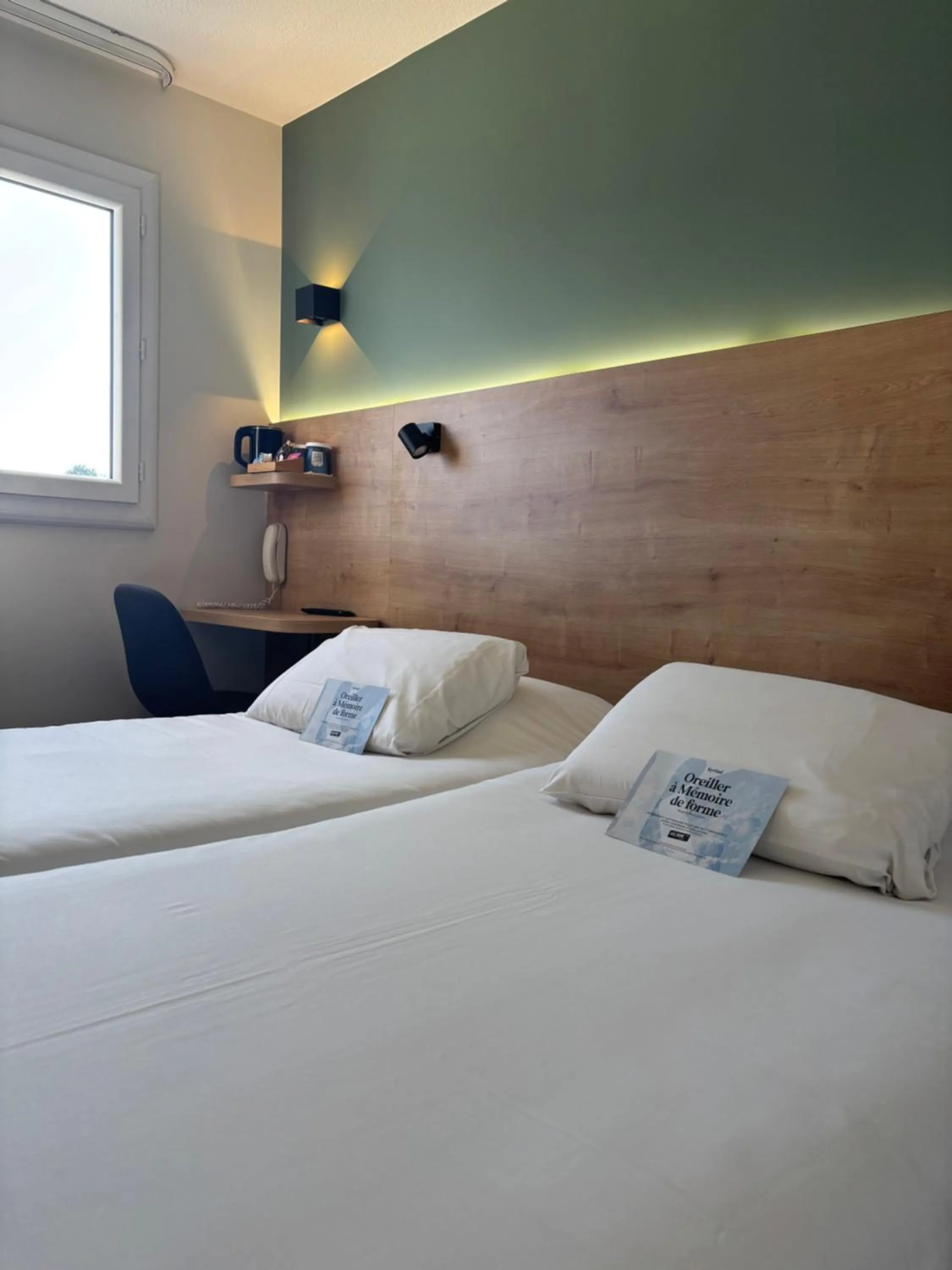 Bed in Kyriad Montpellier Sud - A709