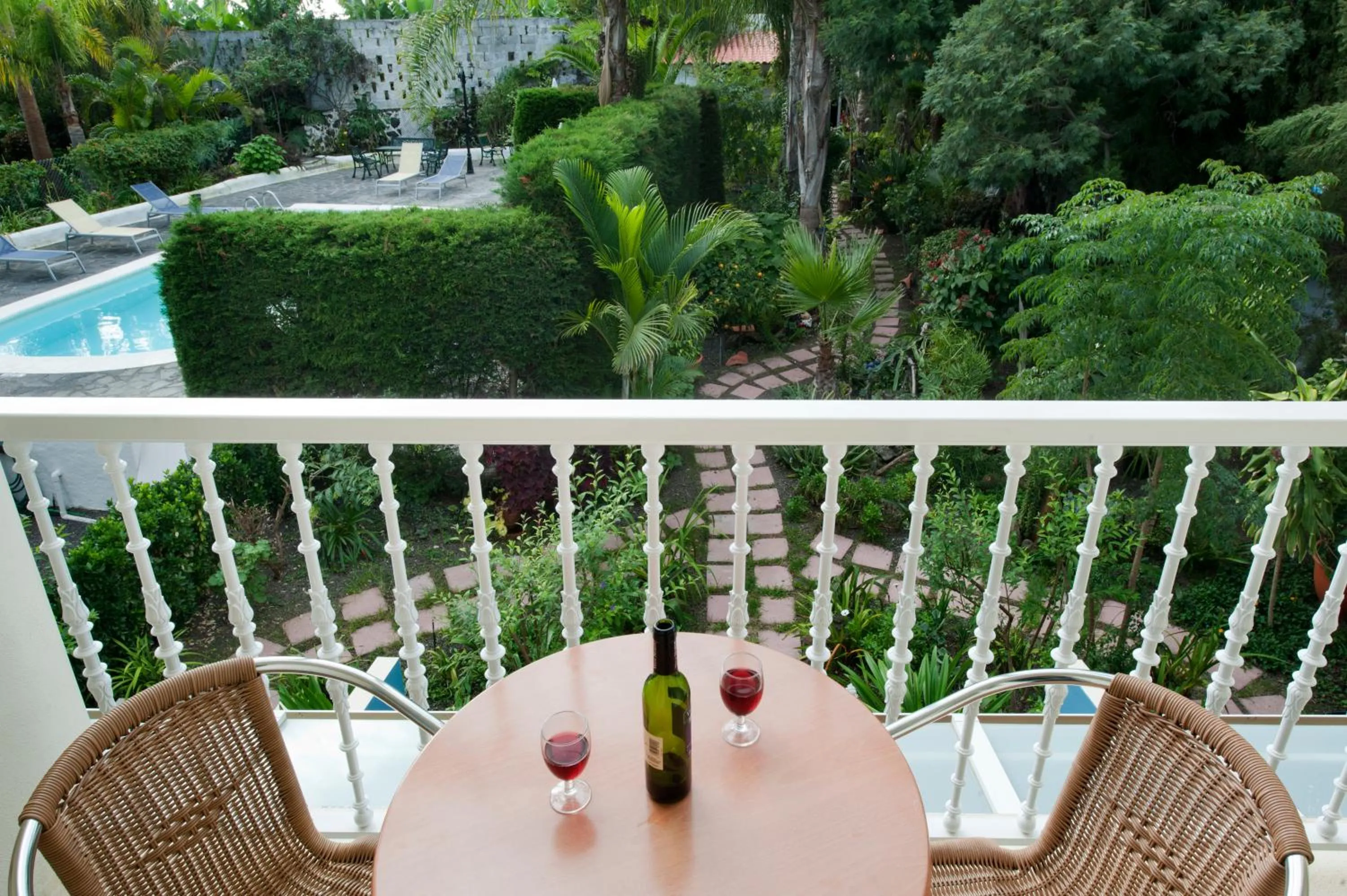 Garden in Apartamentos Adjovimar