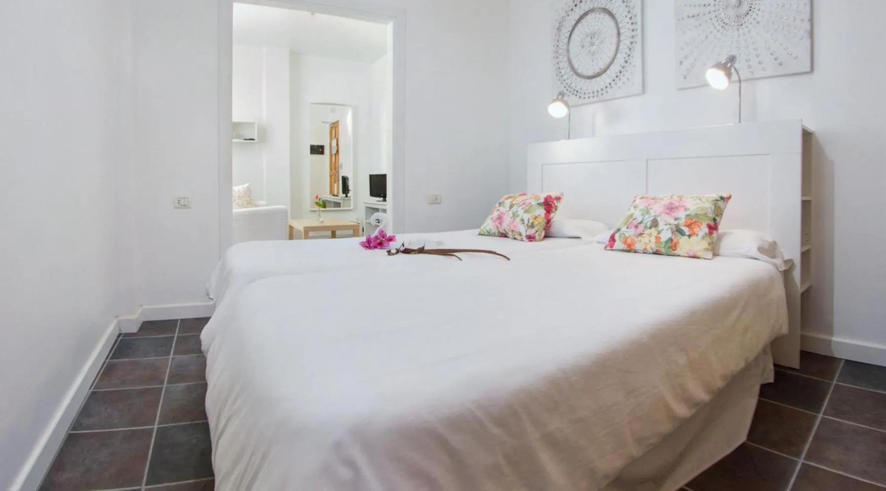 Bedroom, Bed in Apartamentos Adjovimar