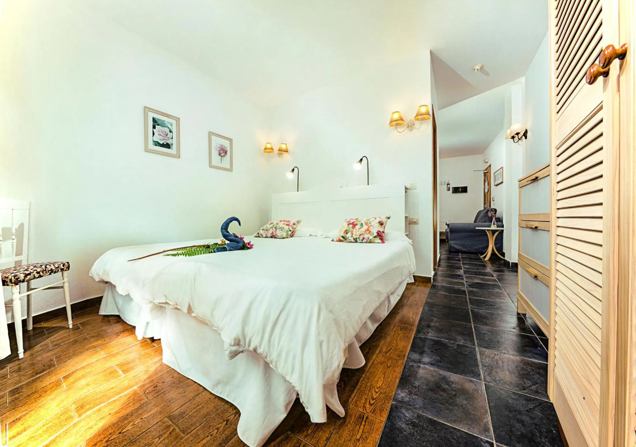 Bedroom, Bed in Apartamentos Adjovimar