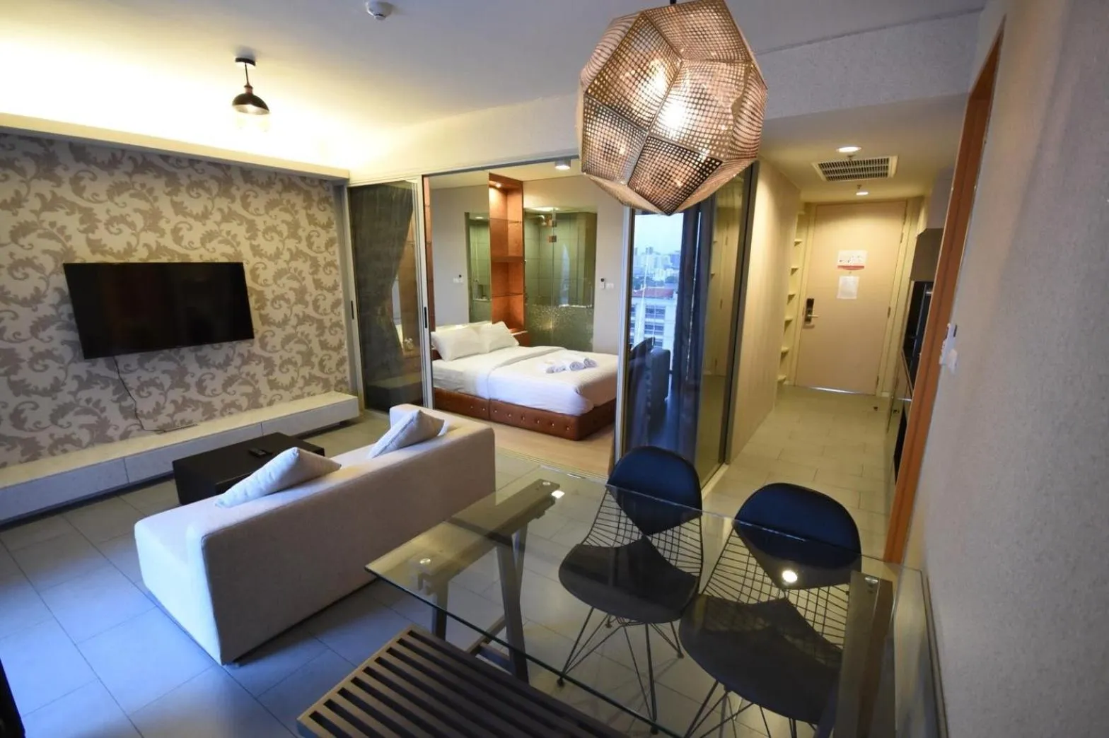 TV and multimedia, Bed in BoonRumpa Accommodation