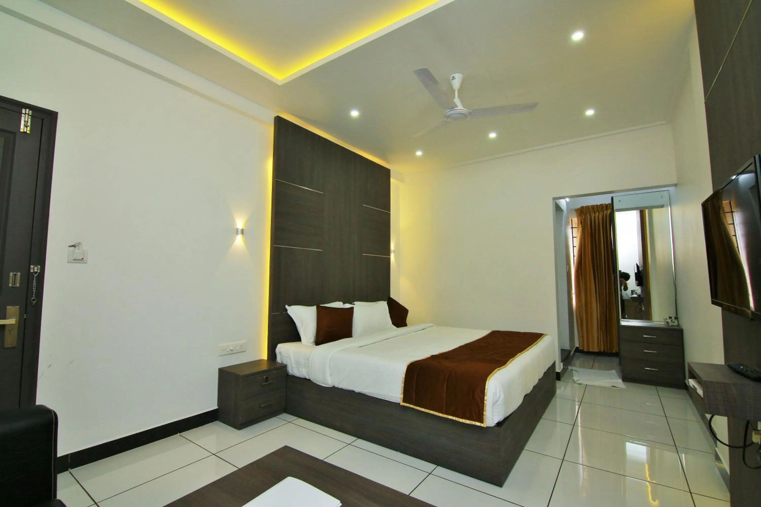 Bedroom, Bed in Palette Hill View Resorts Vagamon