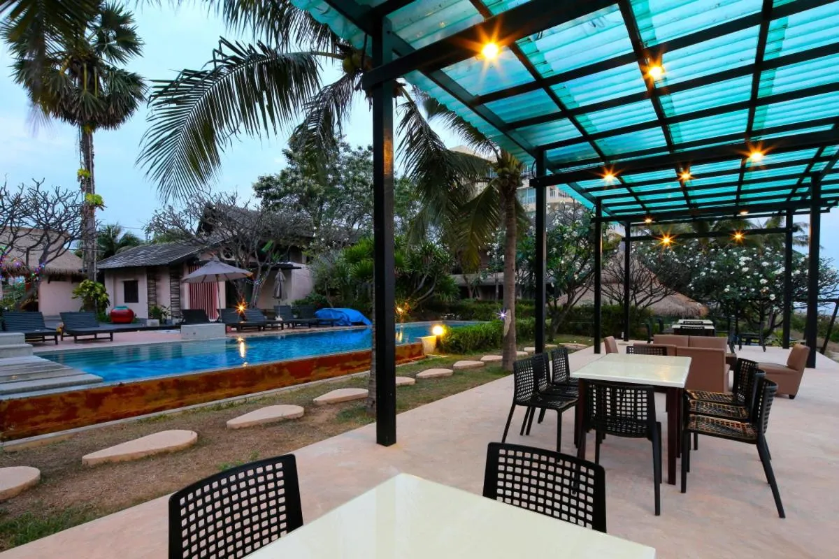 Pool view in Purimuntra Resort and Spa