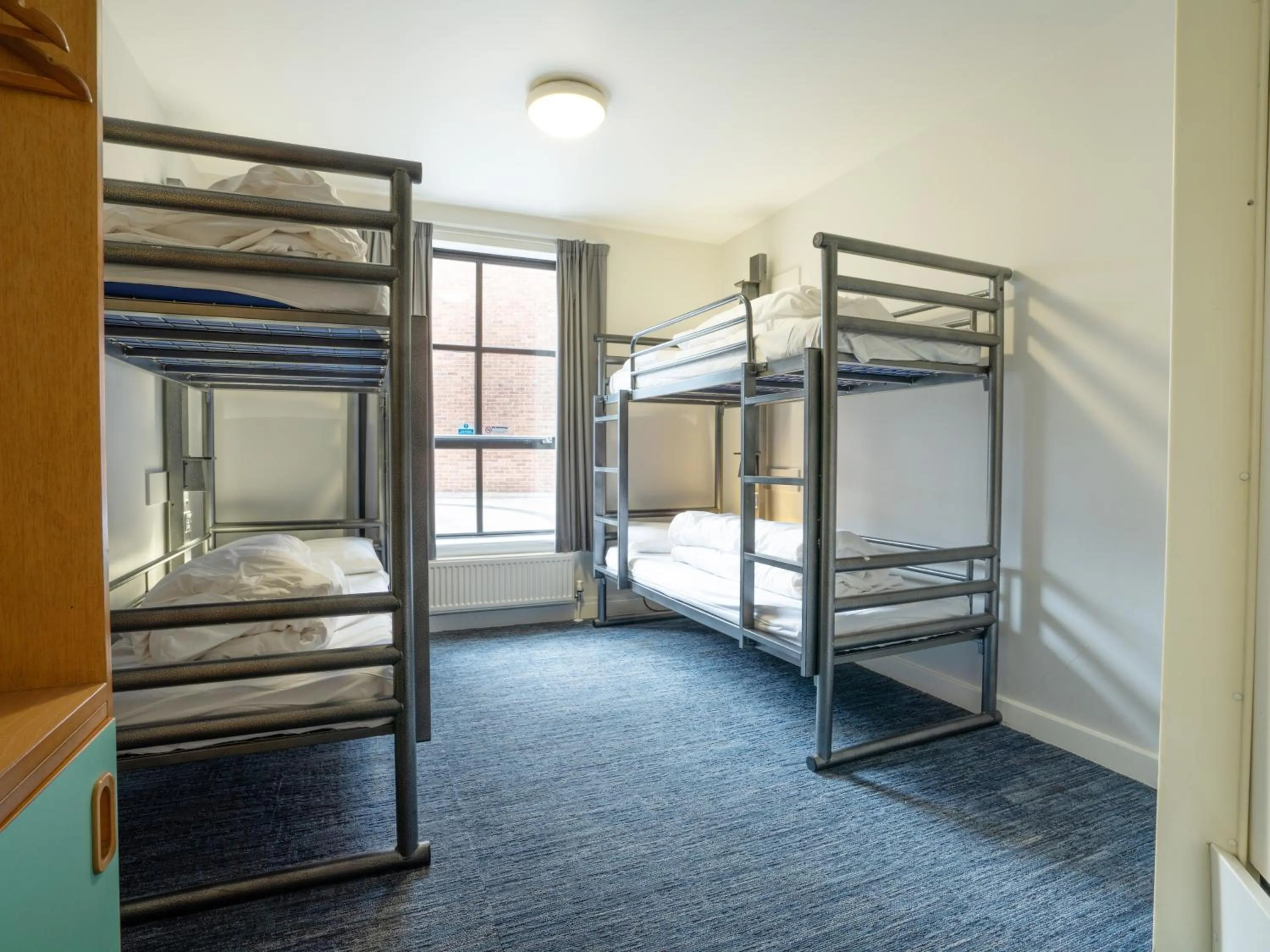 Bedroom, Bed in YHA Manchester