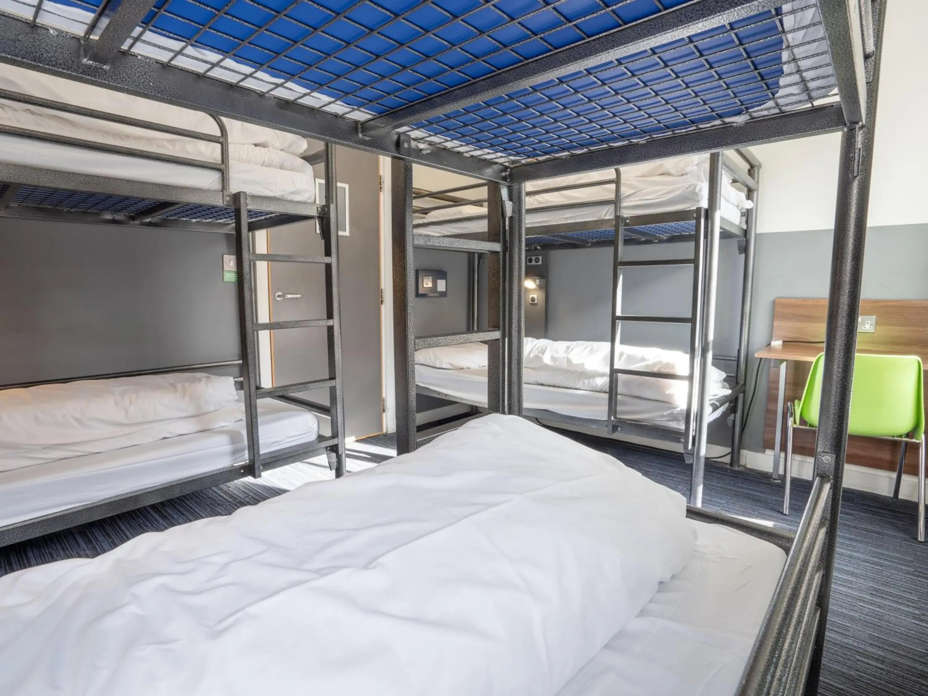 Six-Bed Room in YHA Manchester Six-Bed Room in YHA Manchester