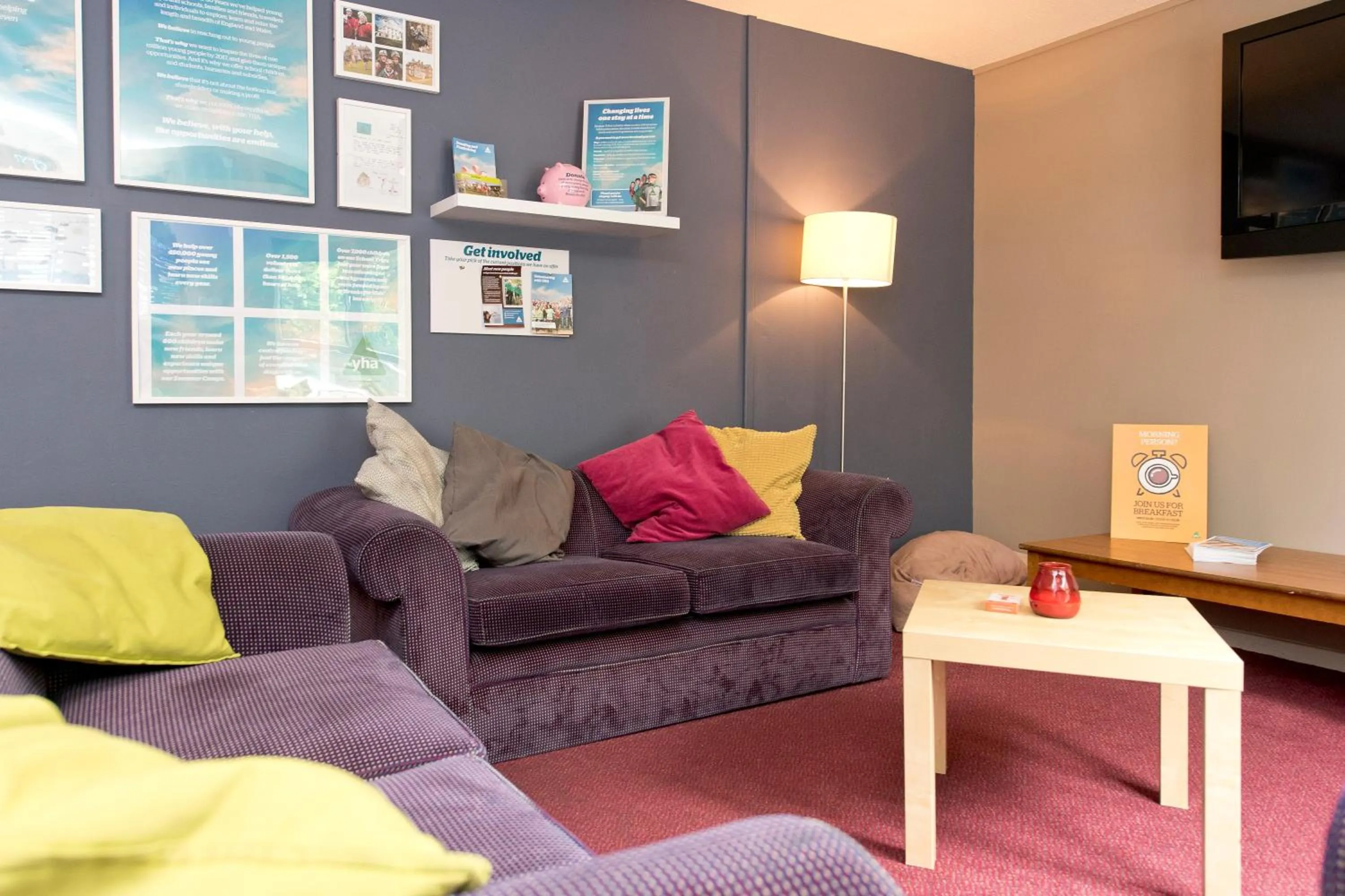 TV and multimedia in YHA Liverpool Albert Dock