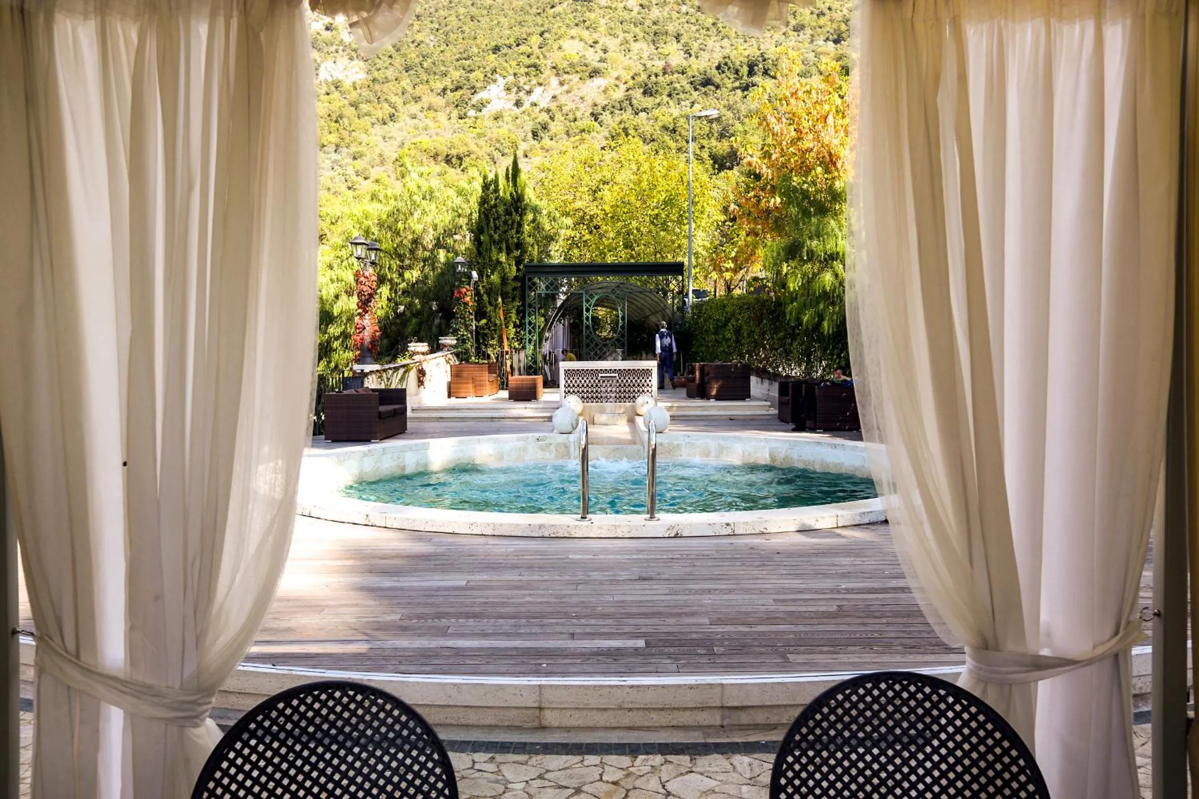 Hot Tub in Villa Euchelia