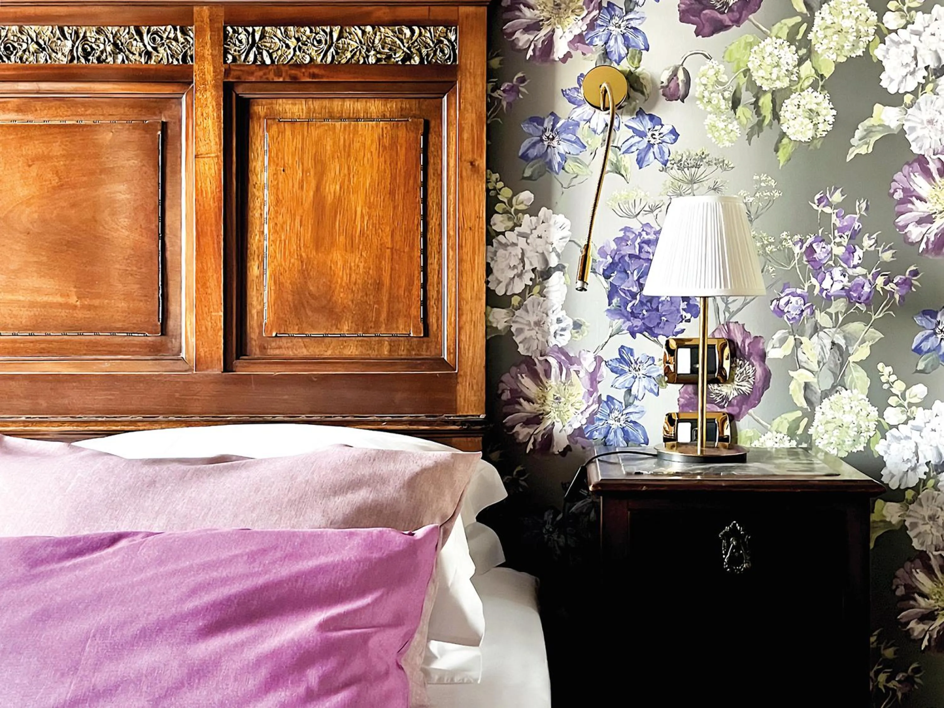 Bed in Villa Euchelia