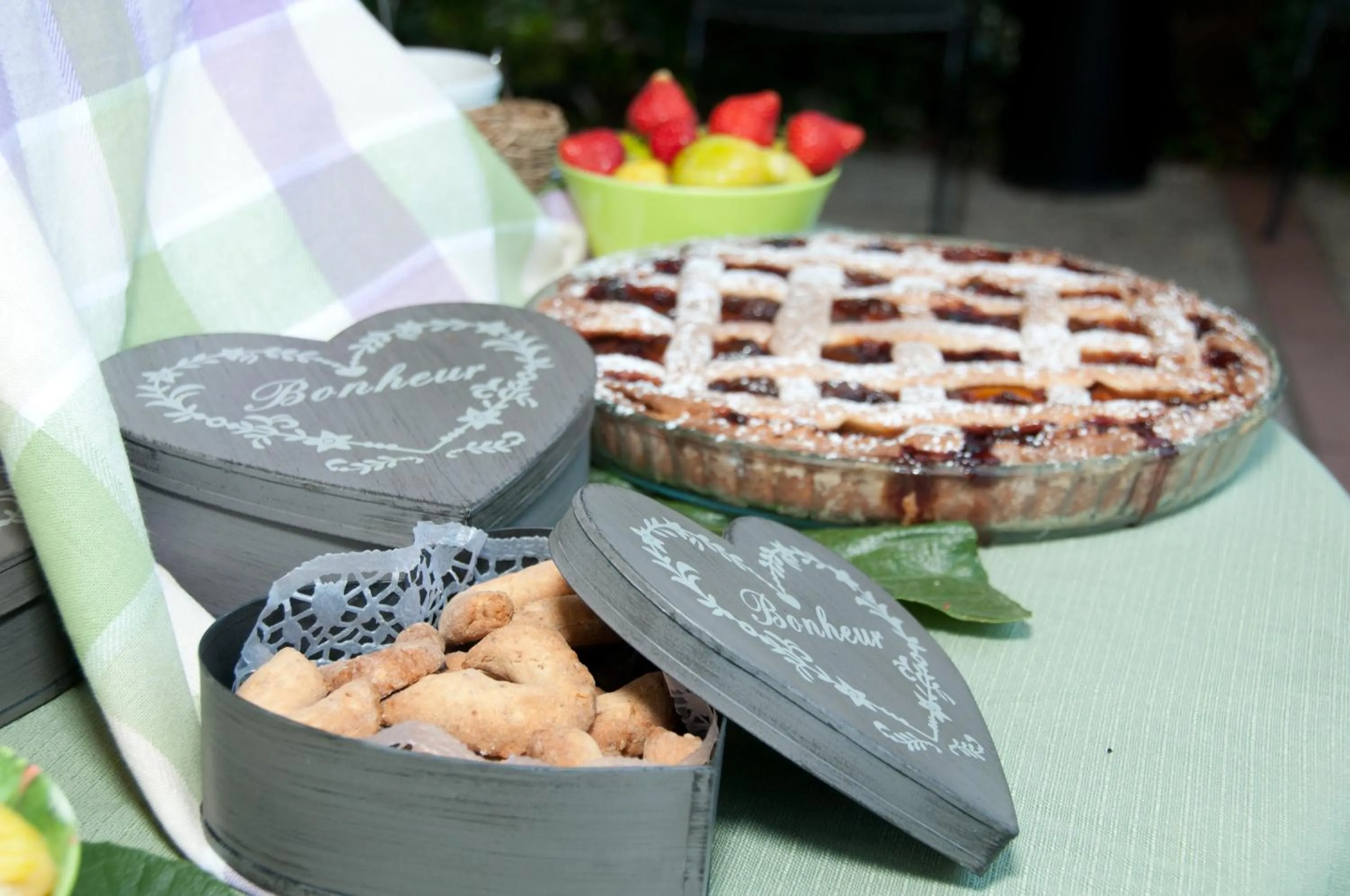 Italian breakfast in Villa Euchelia