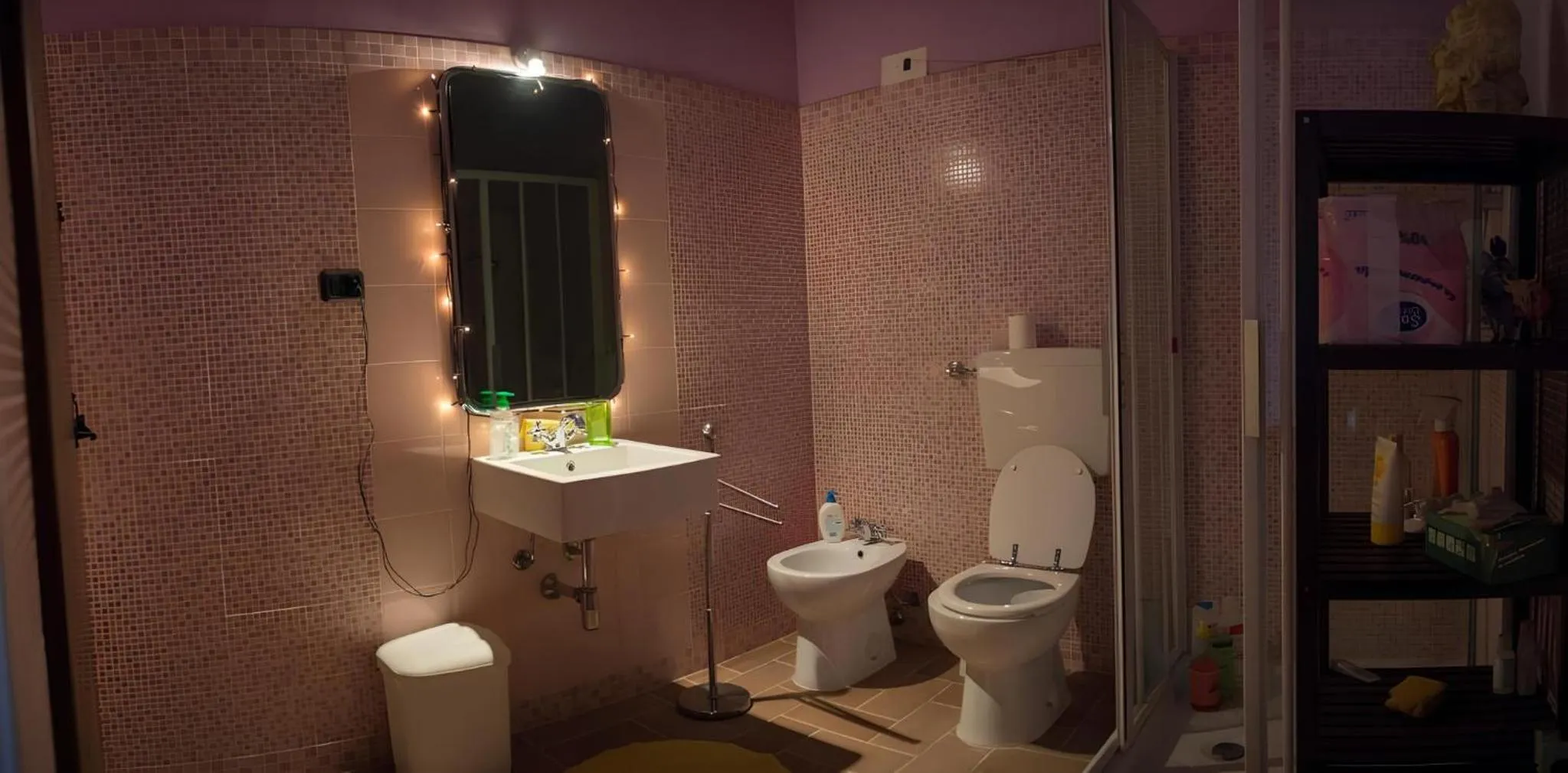 Shower in Casa Sponge B&B