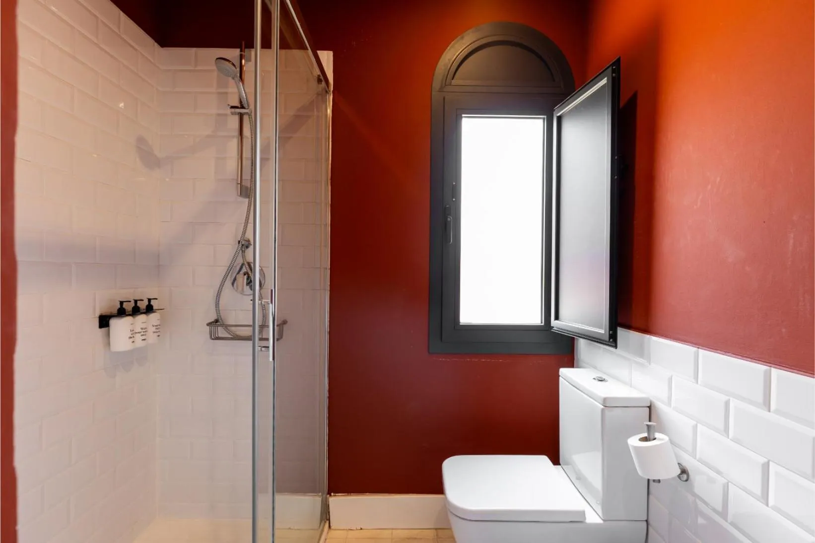 Shower in Colectia Hotel Parada del Marqués