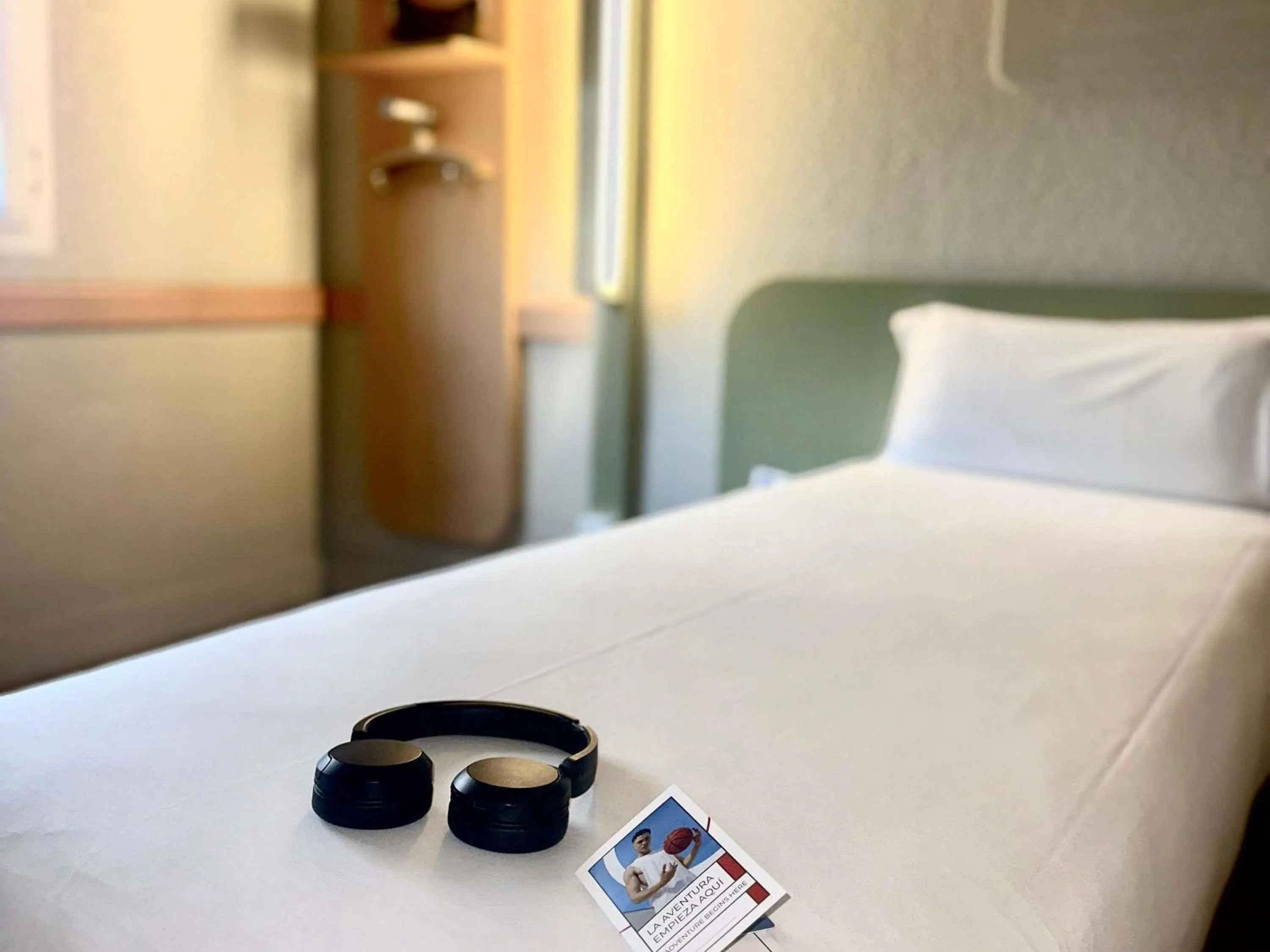 Bedroom, Bed in Ibis Budget Madrid Alcorcón Móstoles